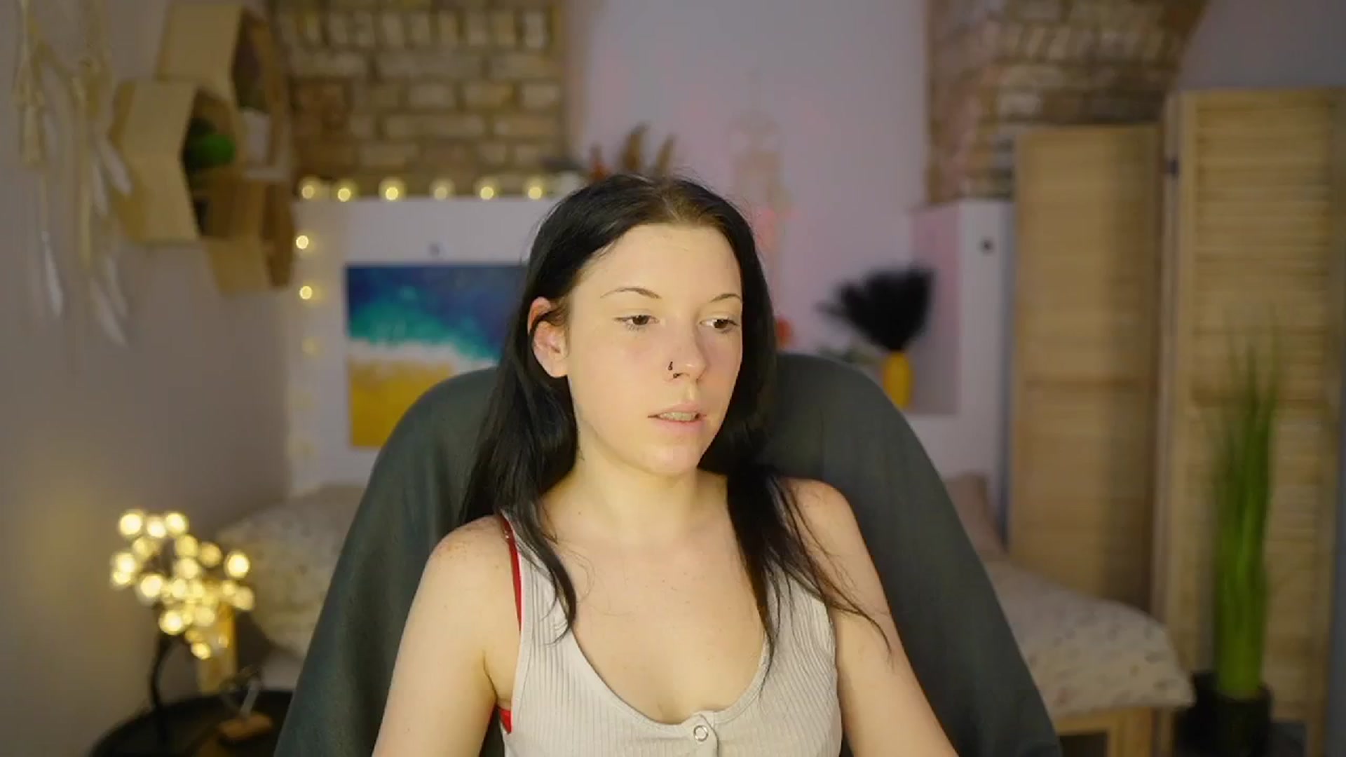 Gallery image thumbnail from April_Ollsen's myfreecams stream on, 05/04/2025, 08:25 image 4 of 20