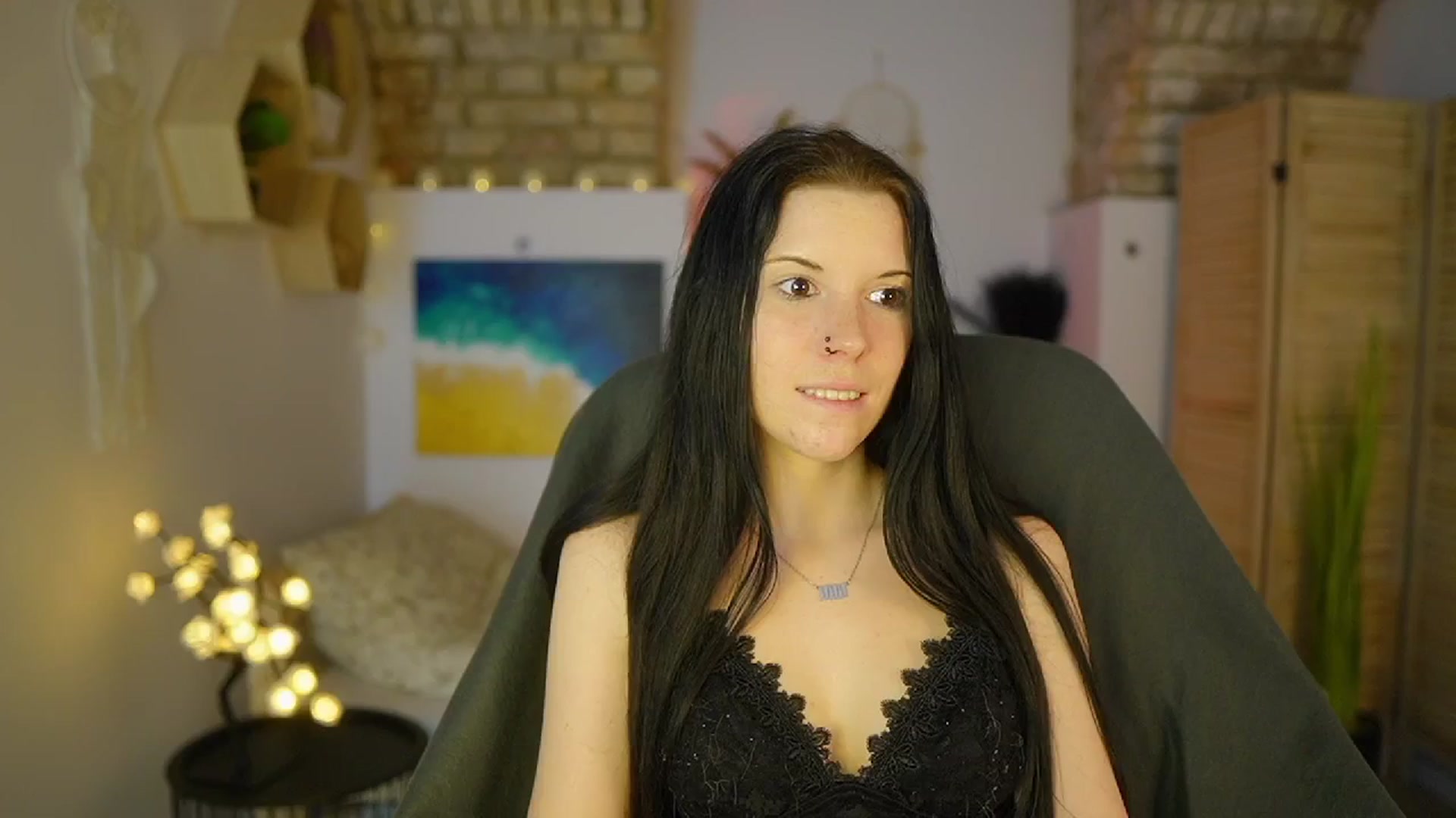 Gallery image thumbnail from April_Ollsen's myfreecams stream on, 05/07/2025, 18:06 image 11 of 20