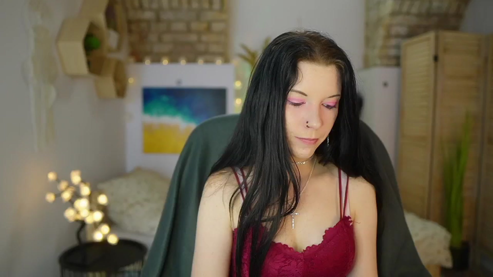 Gallery image thumbnail from April_Ollsen's myfreecams stream on, 05/08/2025, 12:48 image 6 of 20
