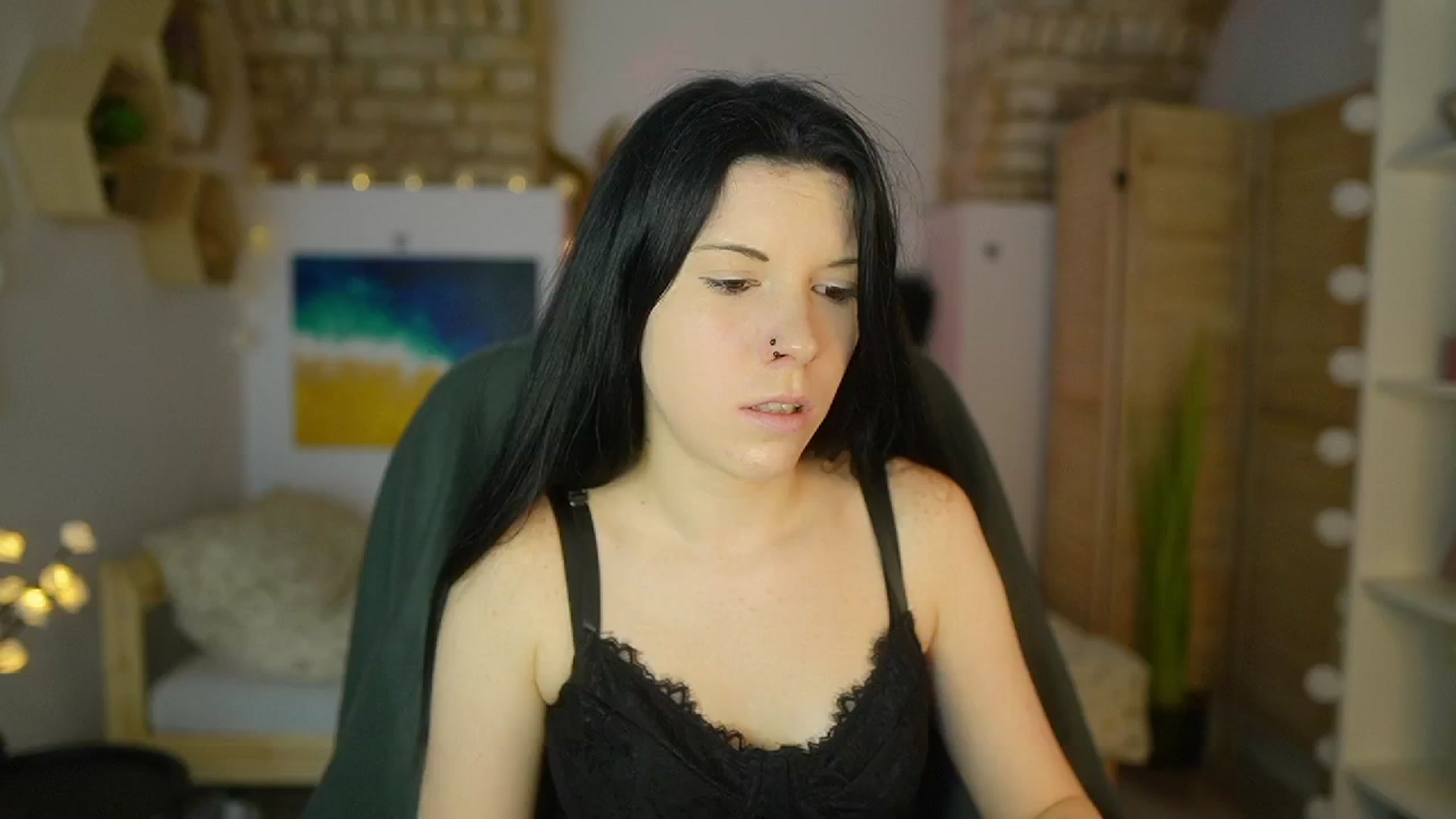 Gallery image thumbnail from April_Ollsen's myfreecams stream on, 05/10/2025, 09:49 image 16 of 20