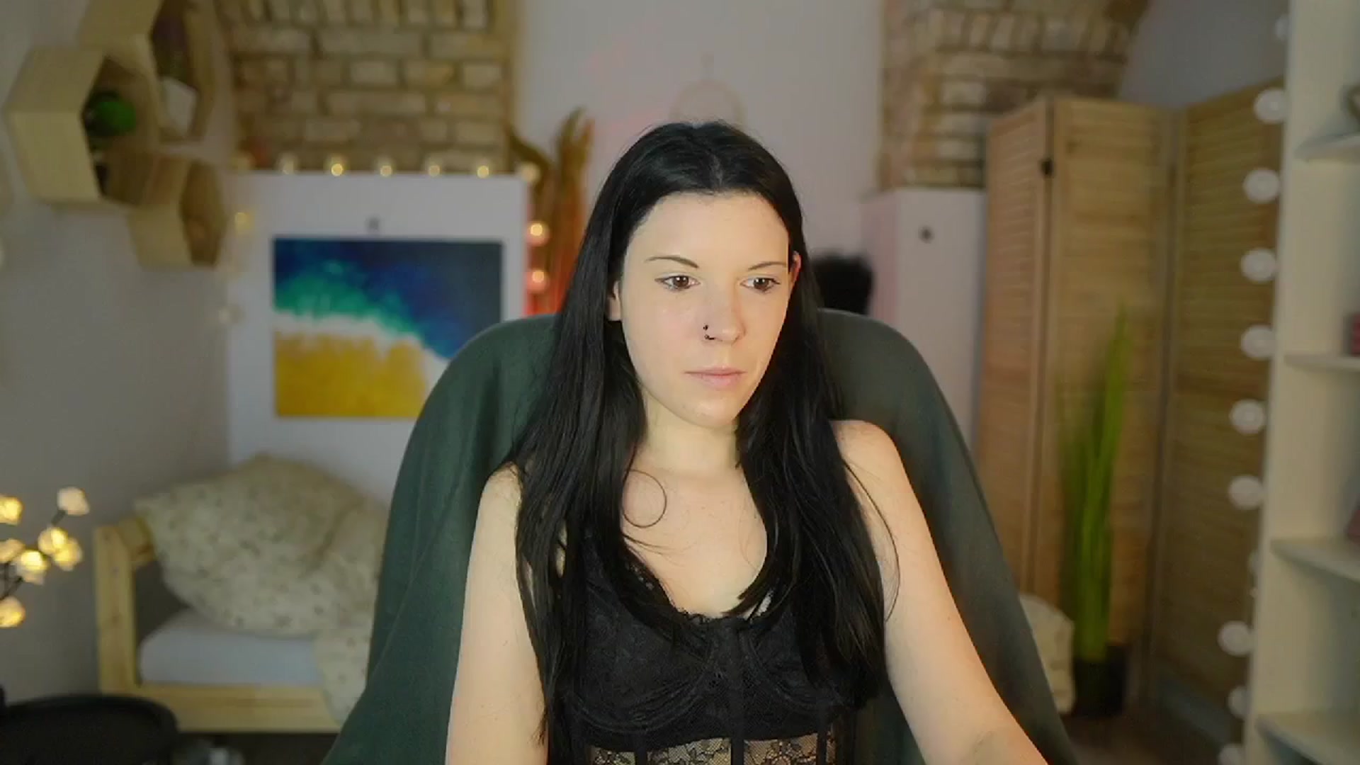 Gallery image thumbnail from April_Ollsen's myfreecams stream on, 05/10/2025, 09:49 image 1 of 20