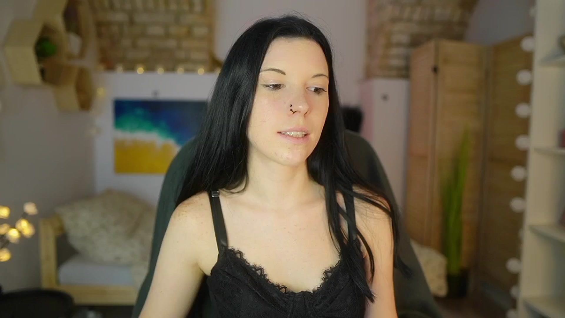 Gallery image thumbnail from April_Ollsen's myfreecams stream on, 05/10/2025, 11:21 image 12 of 20
