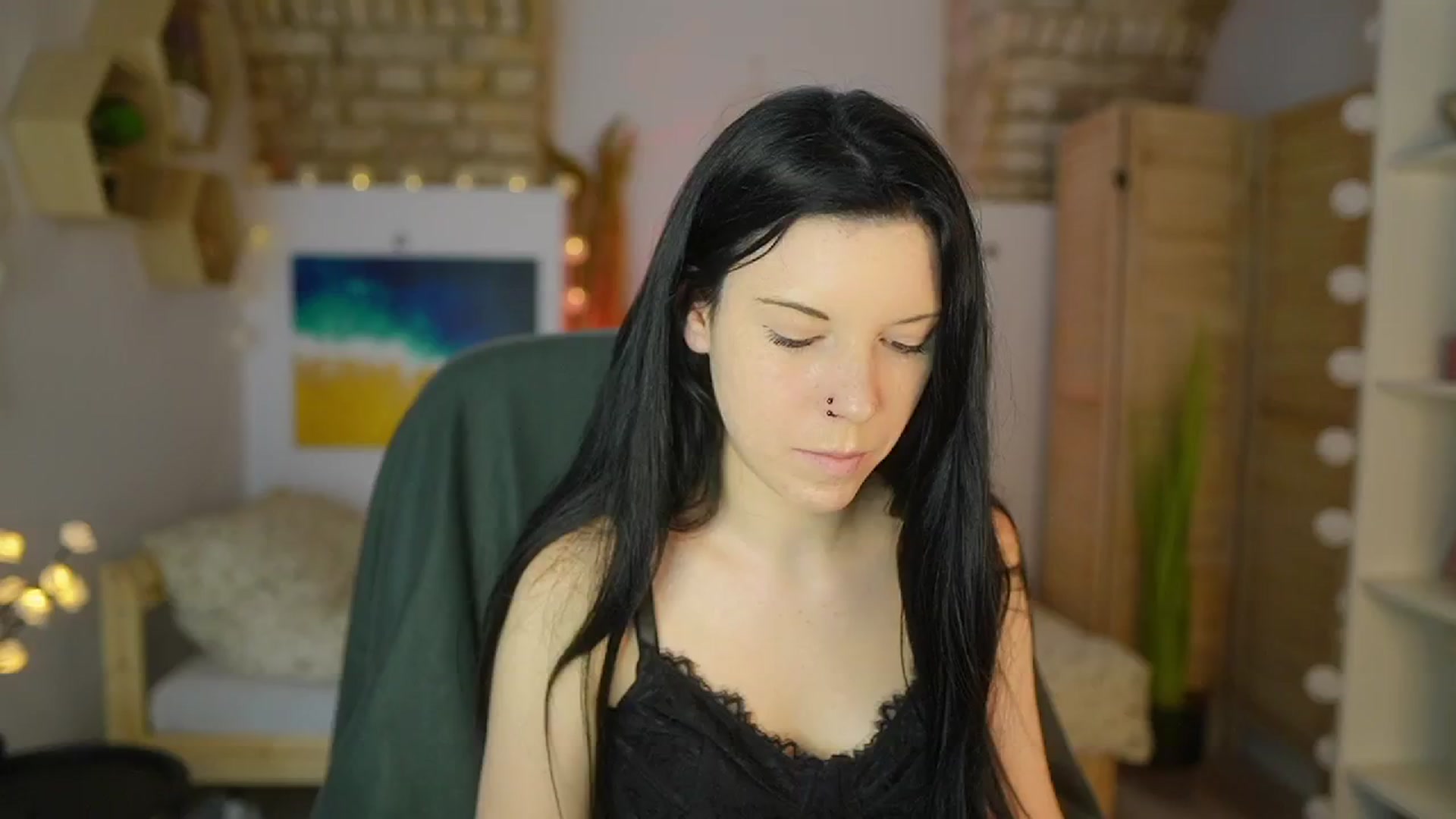 Gallery image thumbnail from April_Ollsen's myfreecams stream on, 05/10/2025, 11:21 image 13 of 20