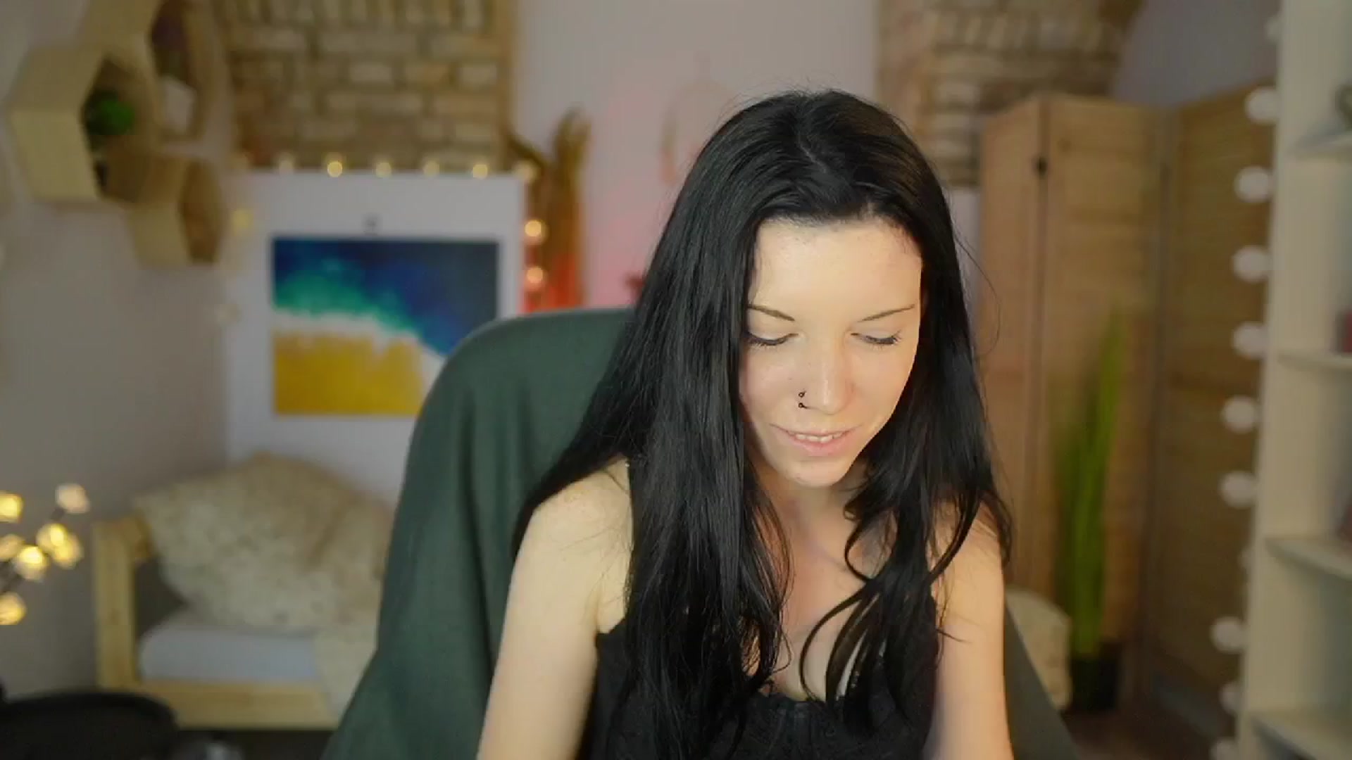 Gallery image thumbnail from April_Ollsen's myfreecams stream on, 05/10/2025, 12:17 image 13 of 20