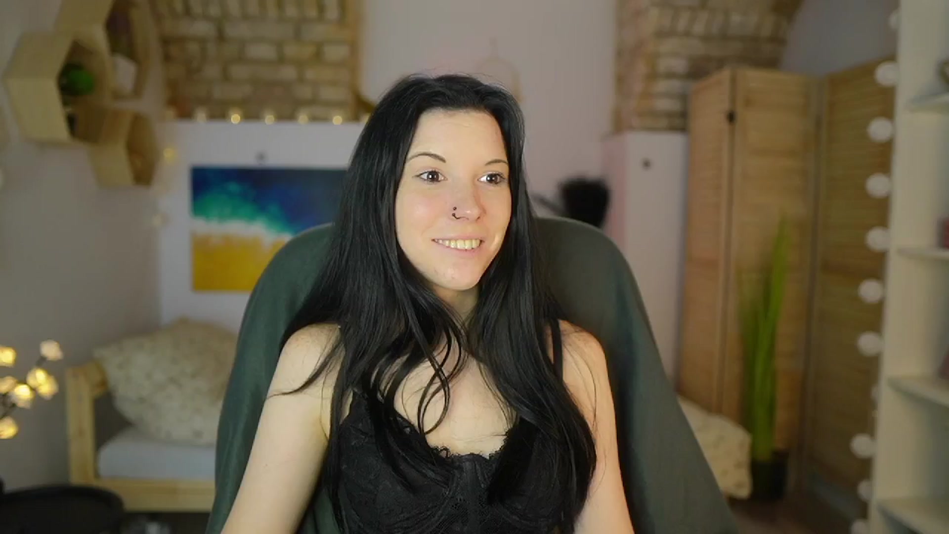 Gallery image thumbnail from April_Ollsen's myfreecams stream on, 05/10/2025, 13:08 image 8 of 20