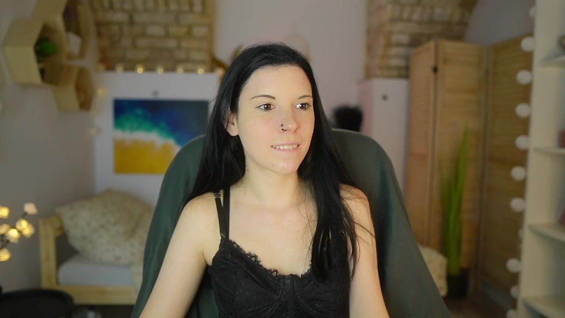 Gallery image thumbnail from April_Ollsen's myfreecams stream on, 05/10/2025, 13:08 image 2 of 20