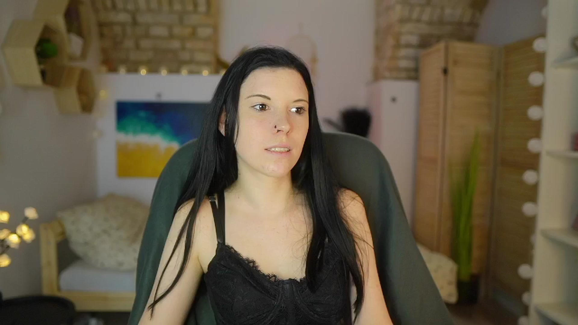 Gallery image thumbnail from April_Ollsen's myfreecams stream on, 05/10/2025, 13:08 image 3 of 20