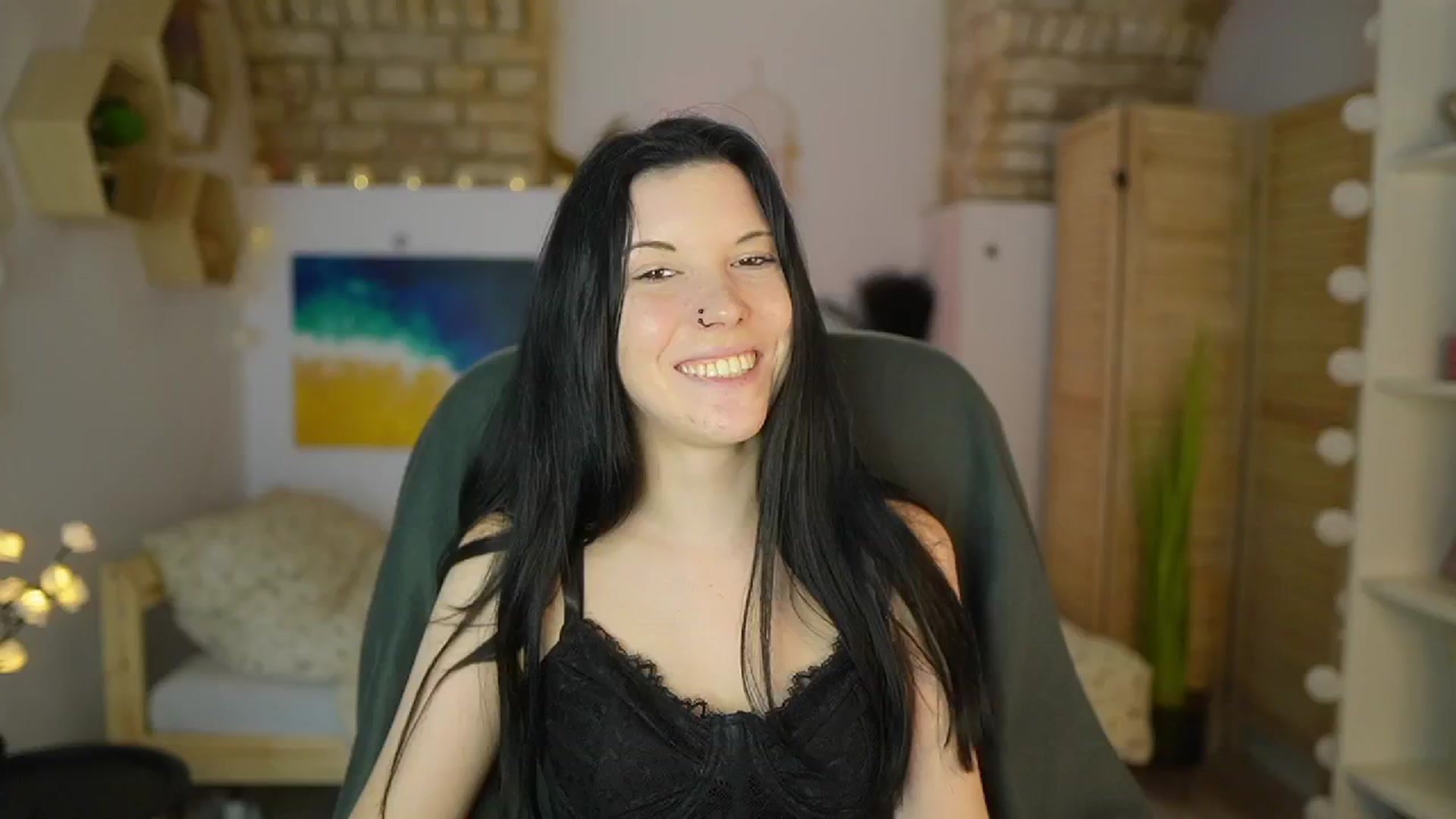 Gallery image thumbnail from April_Ollsen's myfreecams stream on, 05/10/2025, 13:08 image 11 of 20