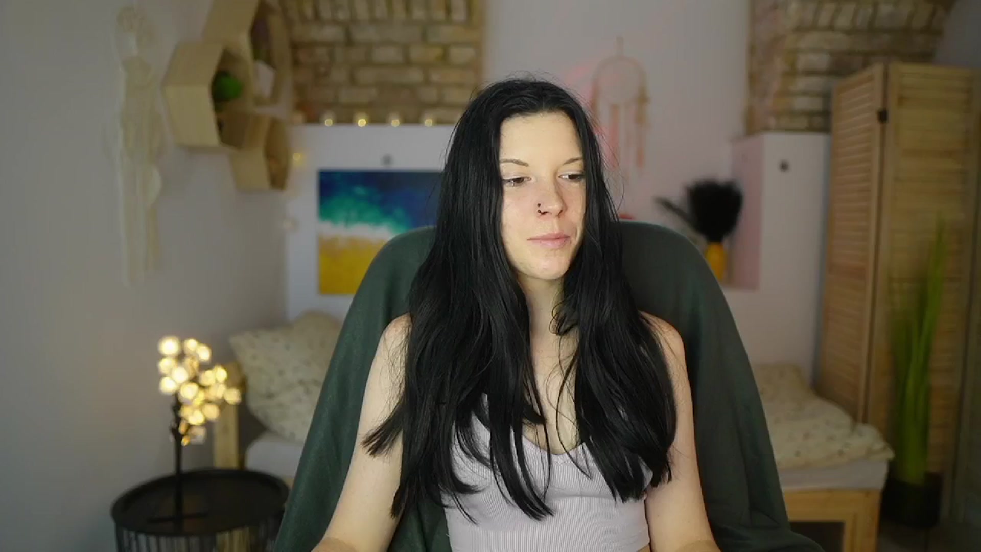 Gallery image thumbnail from April_Ollsen's myfreecams stream on, 05/13/2025, 13:01 image 14 of 20