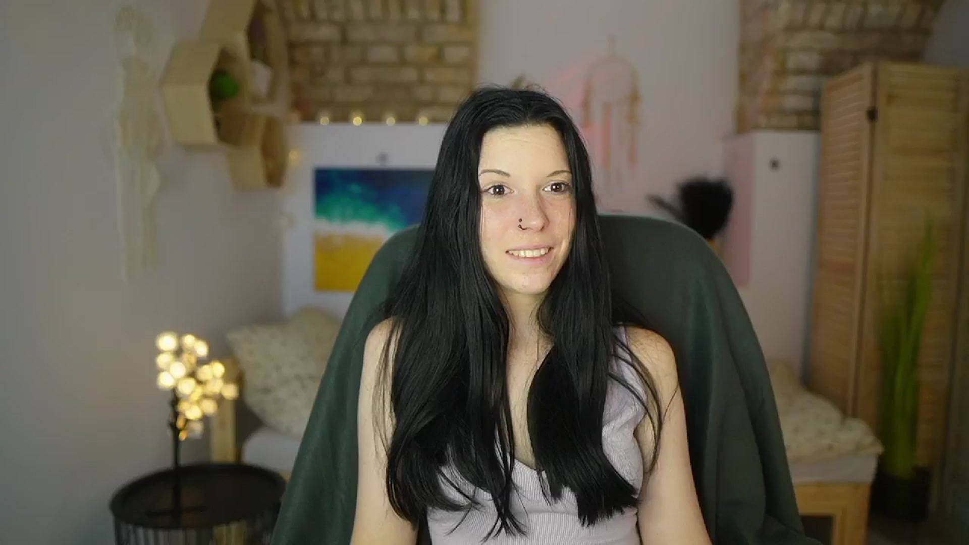 Gallery image thumbnail from April_Ollsen's myfreecams stream on, 05/13/2025, 13:01 image 18 of 20