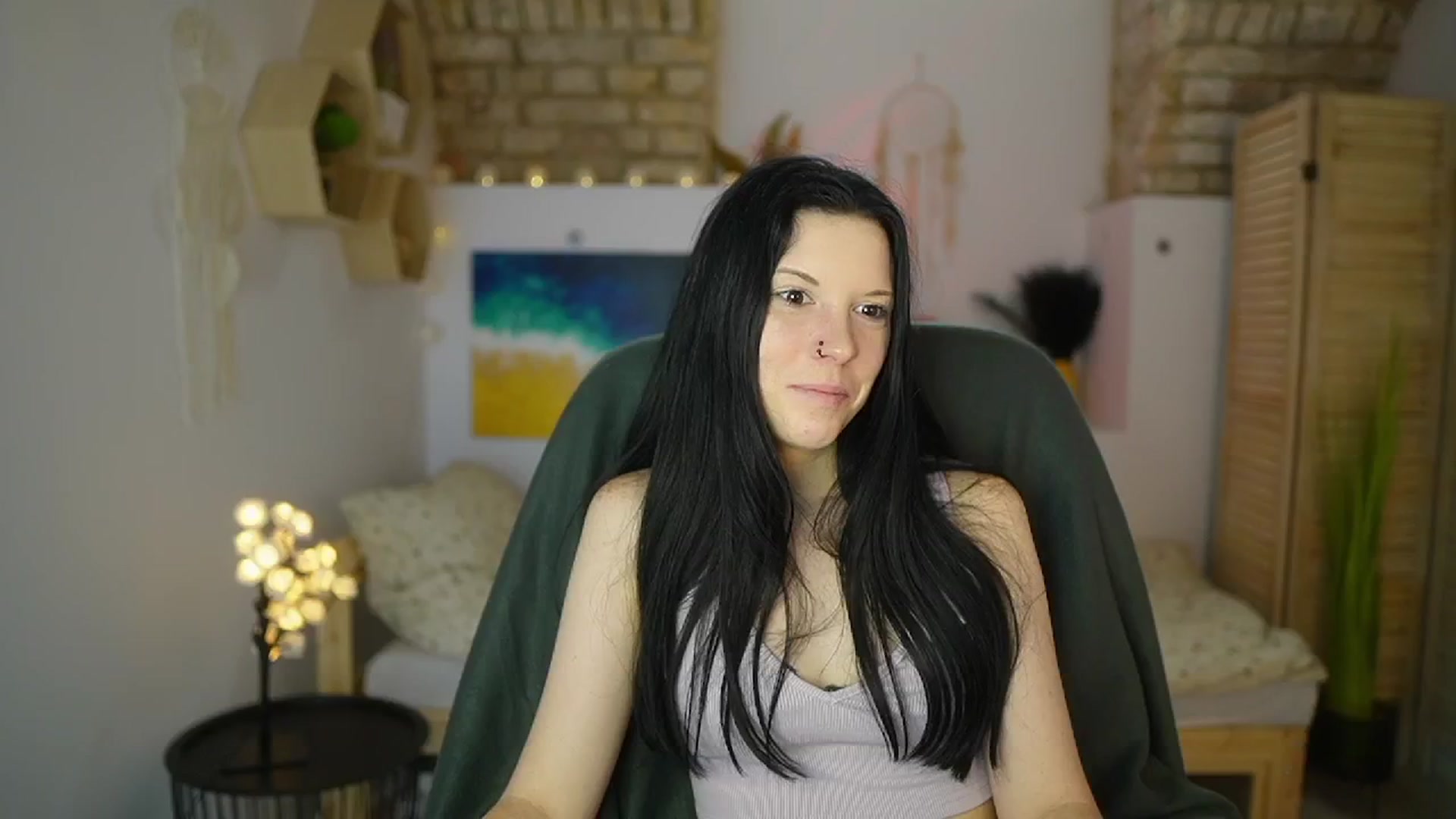 Gallery image thumbnail from April_Ollsen's myfreecams stream on, 05/13/2025, 13:01 image 10 of 20