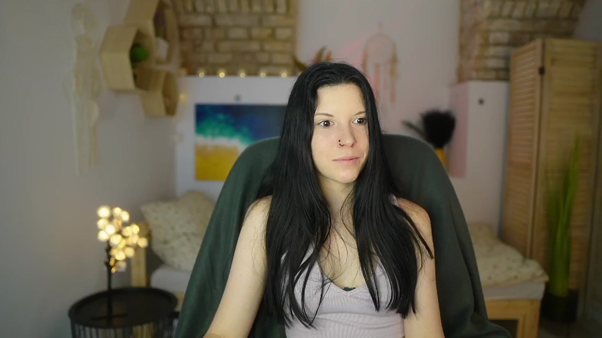 Gallery image thumbnail from April_Ollsen's myfreecams stream on, 05/13/2025, 13:01 image 11 of 20