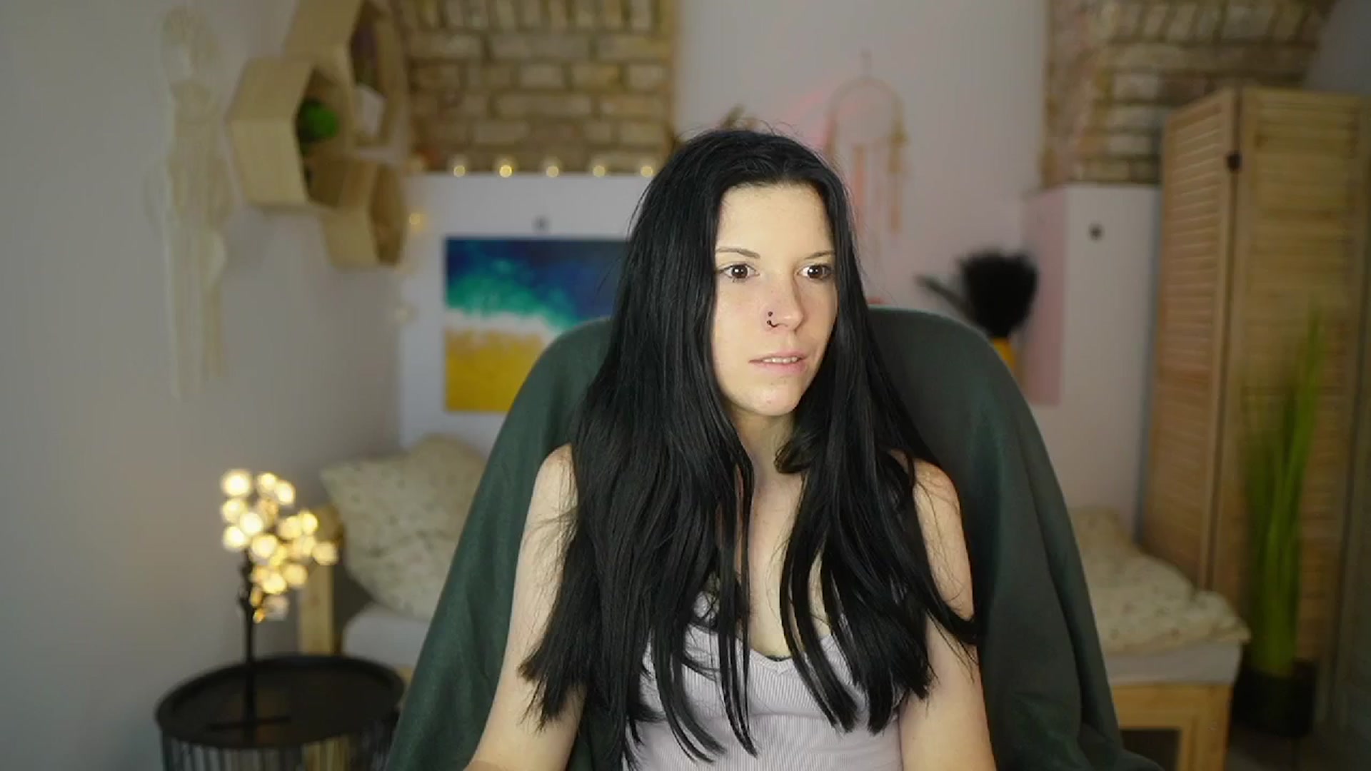 Gallery image thumbnail from April_Ollsen's myfreecams stream on, 05/13/2025, 13:01 image 13 of 20