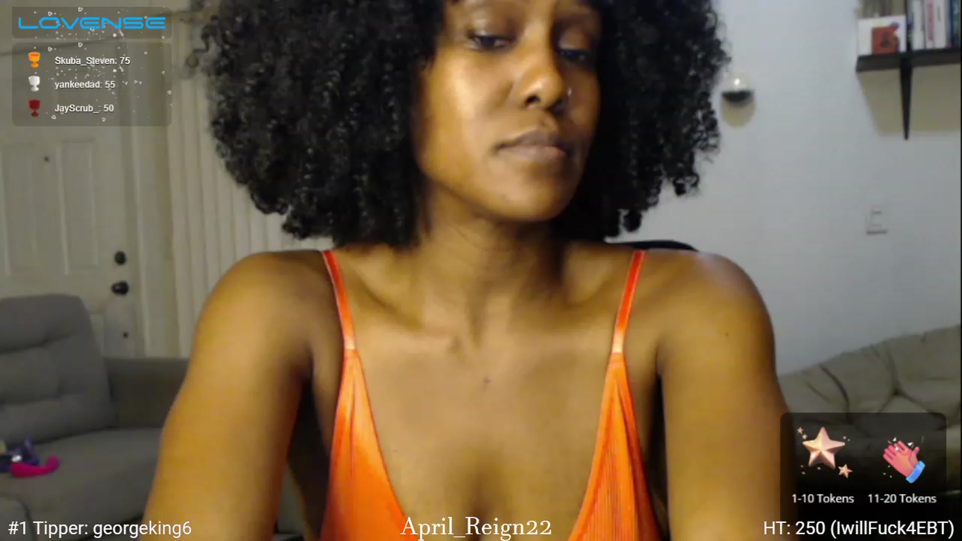 Gallery image thumbnail from April_Reign22's myfreecams stream on, 11/15/2022, 02:49 image 2 of 20