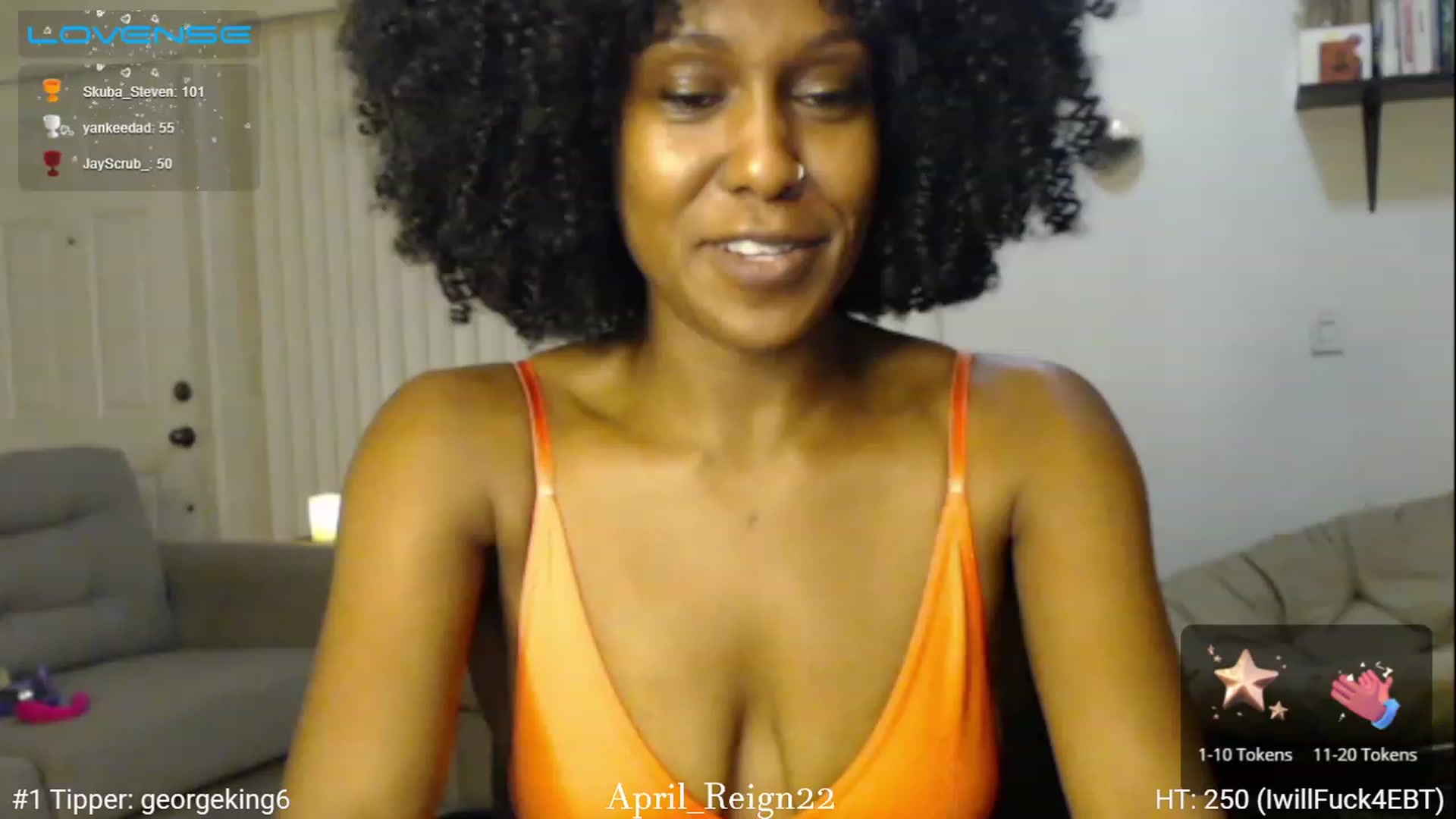 Gallery image thumbnail from April_Reign22's myfreecams stream on, 11/15/2022, 02:49 image 3 of 20