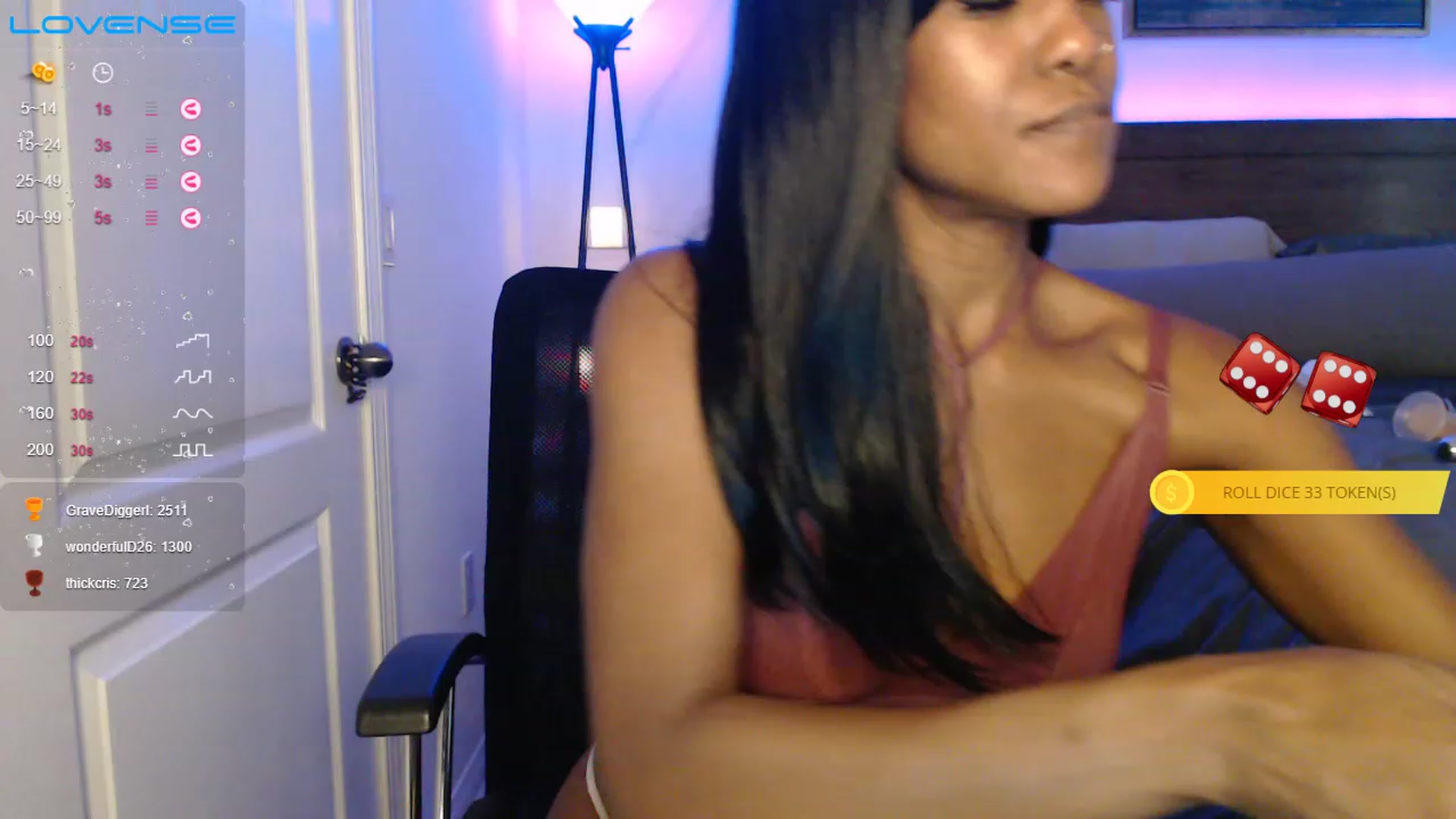 Gallery image thumbnail from April_Reign22's myfreecams stream on, 11/30/2022, 22:14 image 3 of 20
