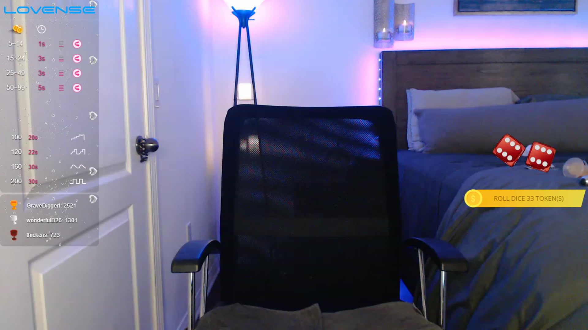 Gallery image thumbnail from April_Reign22's myfreecams stream on, 11/30/2022, 22:14 image 14 of 20