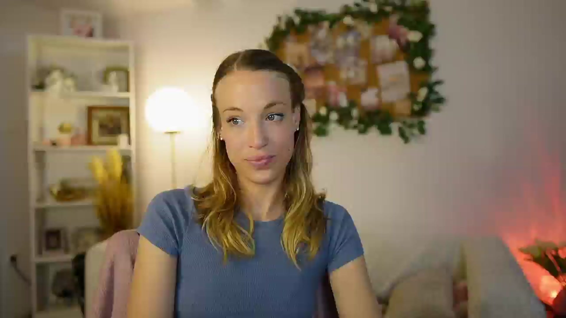 Gallery image thumbnail from April_Rose_'s myfreecams stream on, 05/31/2025, 09:35 image 5 of 20