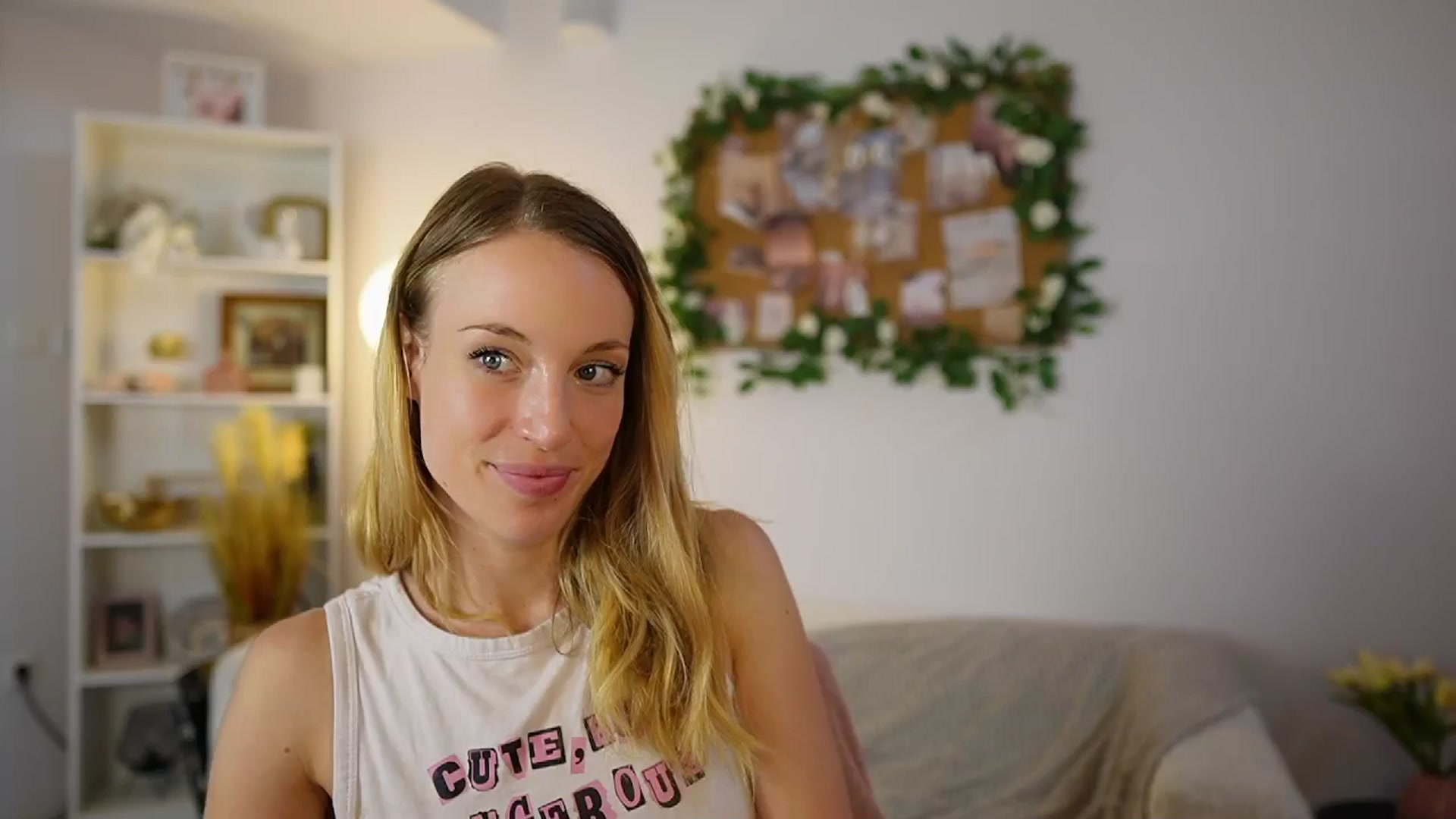 Gallery image thumbnail from April_Rose_'s myfreecams stream on, 06/06/2025, 09:11 image 12 of 20