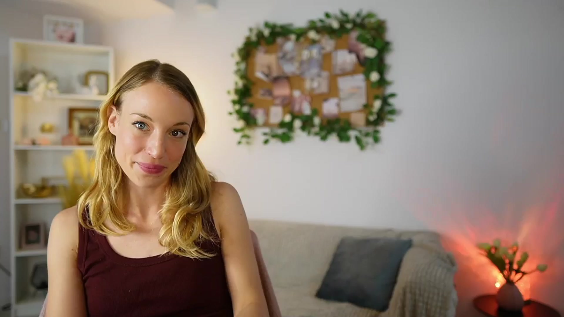 Gallery image thumbnail from April_Rose_'s myfreecams stream on, 06/10/2025, 09:43 image 10 of 20