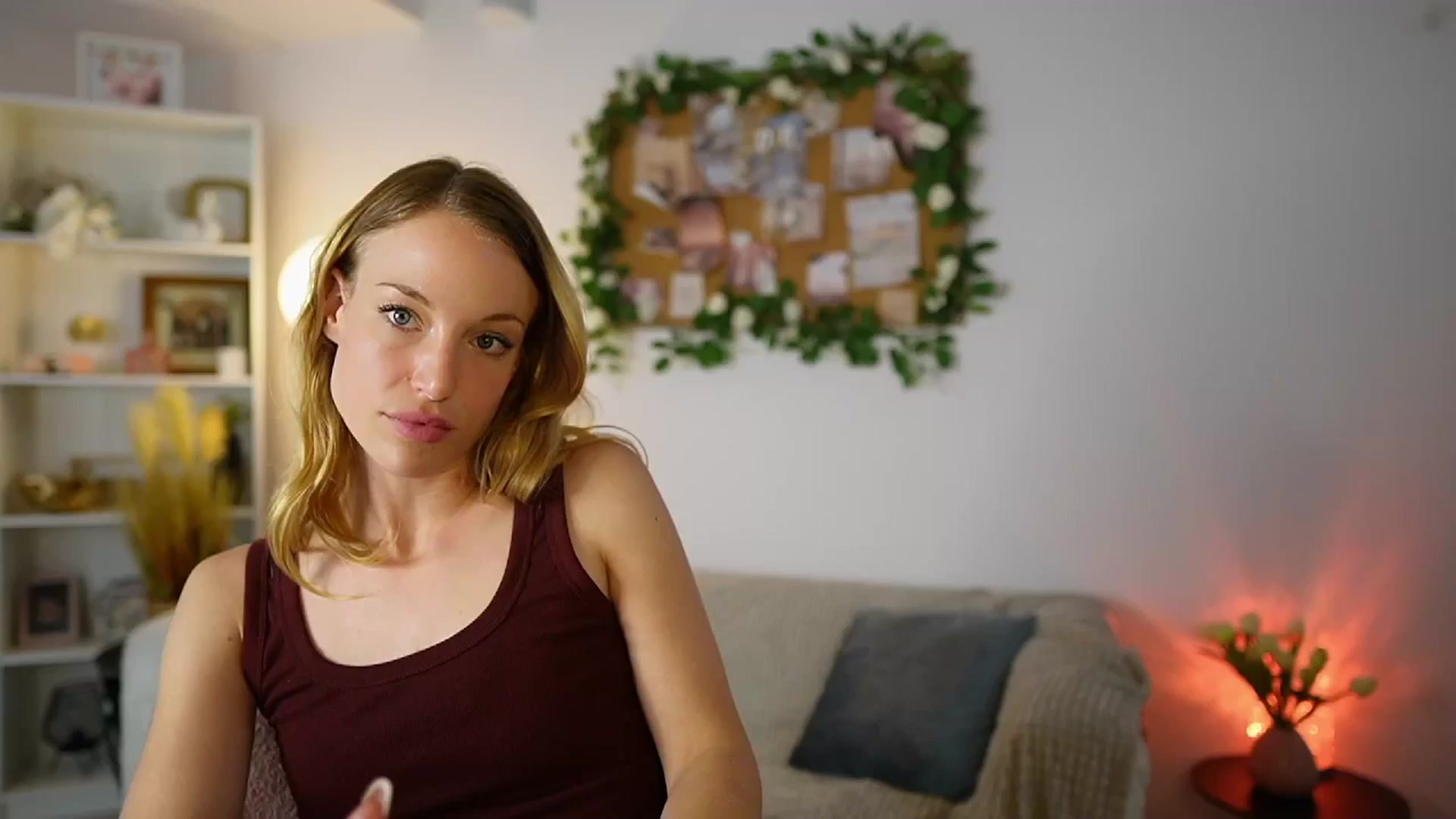 Gallery image thumbnail from April_Rose_'s myfreecams stream on, 06/10/2025, 10:18 image 19 of 20