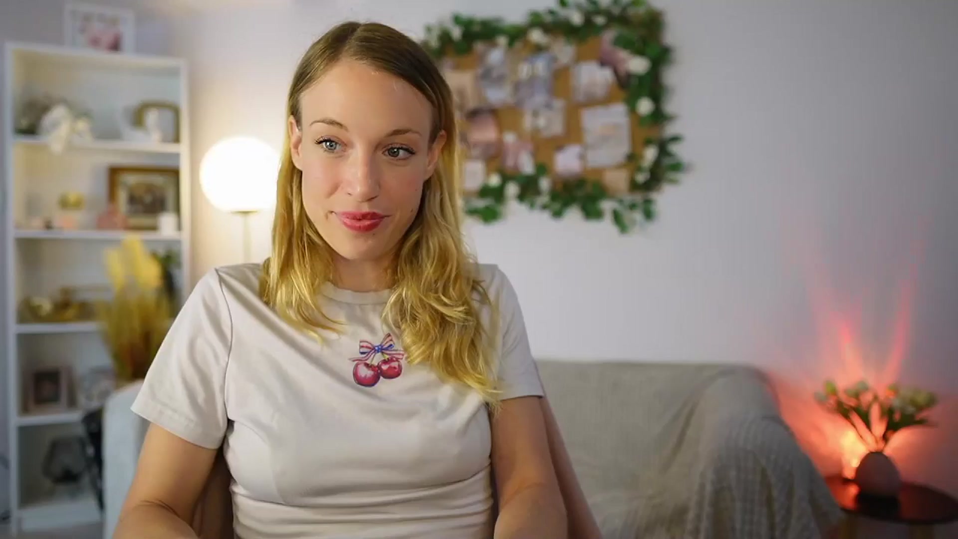 Gallery image thumbnail from April_Rose_'s myfreecams stream on, 06/21/2025, 10:15 image 13 of 20