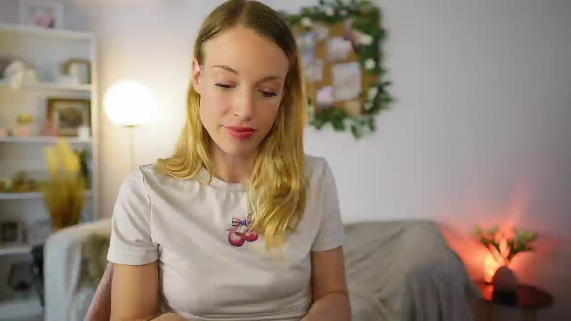Gallery image thumbnail from April_Rose_'s myfreecams stream on, 06/21/2025, 12:40 image 15 of 20