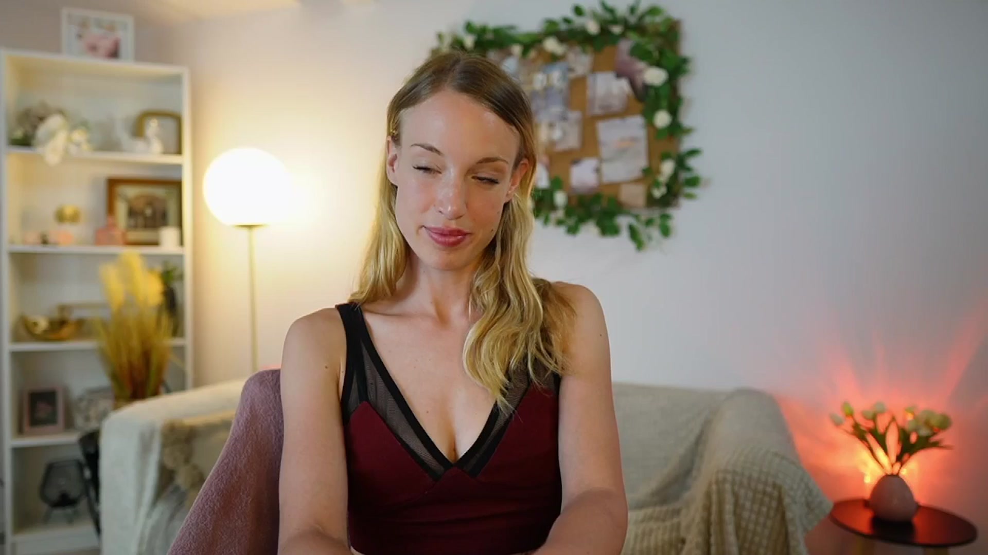 Gallery image thumbnail from April_Rose_'s myfreecams stream on, 06/24/2025, 10:02 image 3 of 20