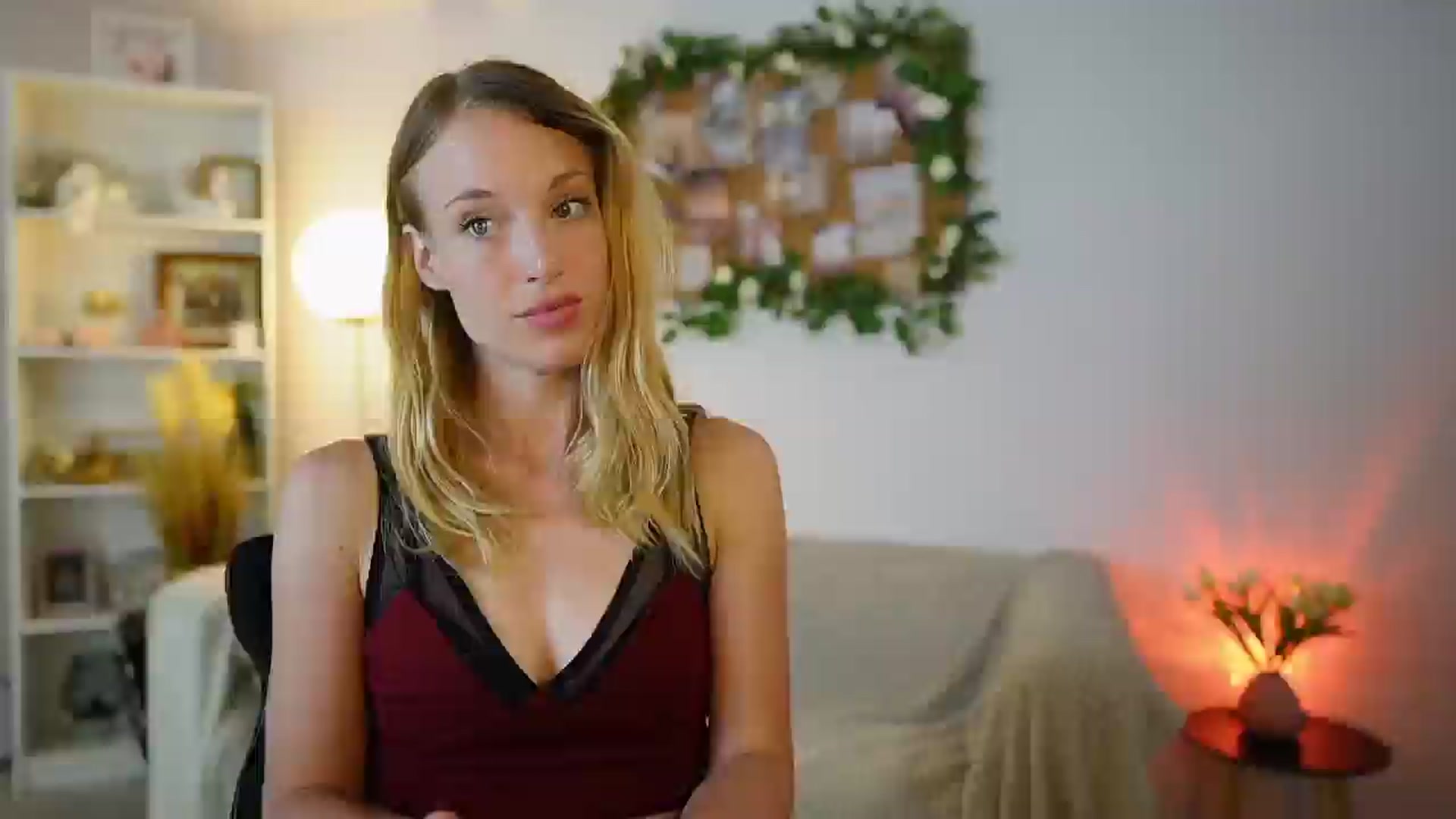 Gallery image thumbnail from April_Rose_'s myfreecams stream on, 06/24/2025, 12:56 image 9 of 20