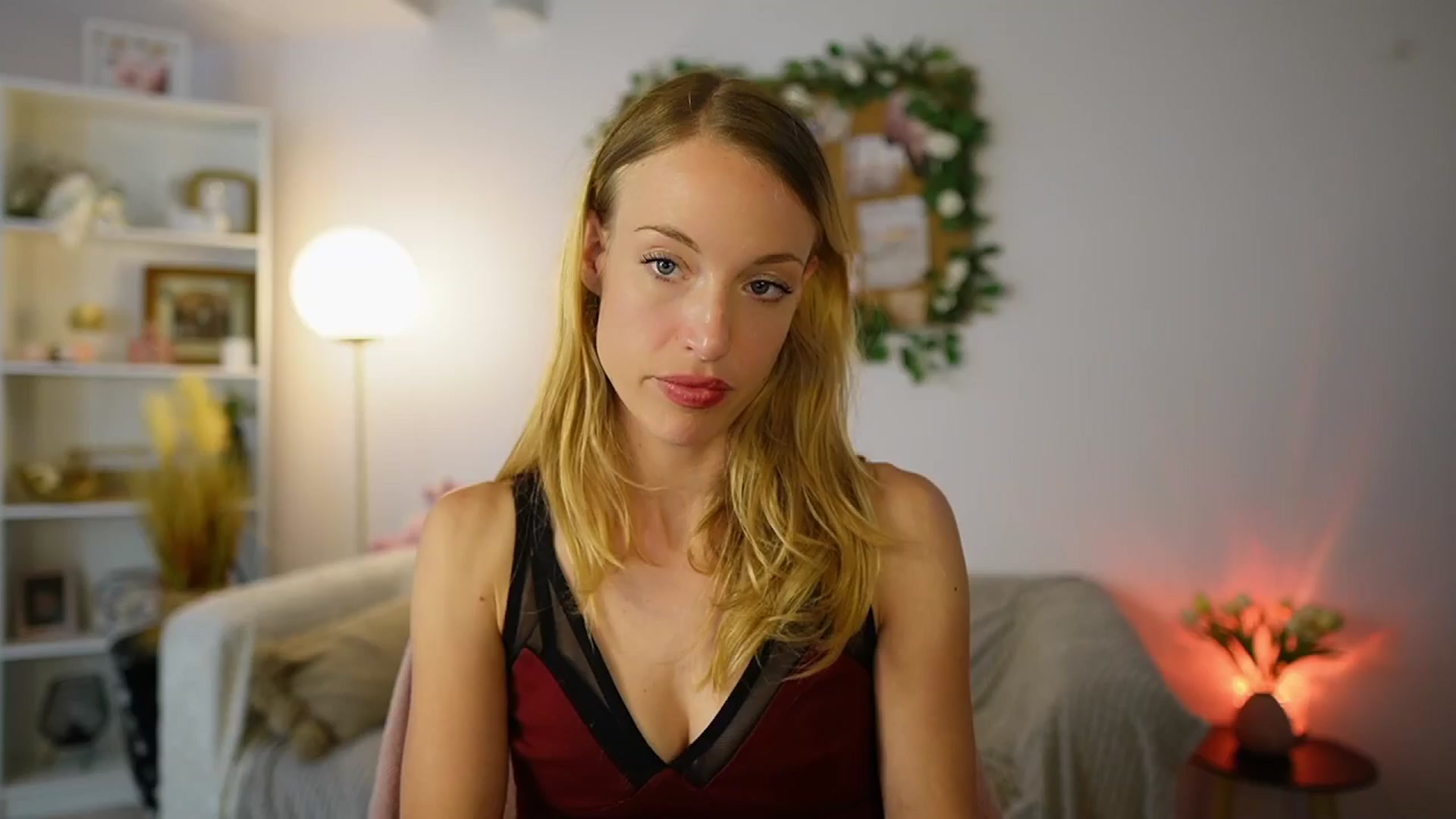 Gallery image thumbnail from April_Rose_'s myfreecams stream on, 06/25/2025, 10:05 image 19 of 20