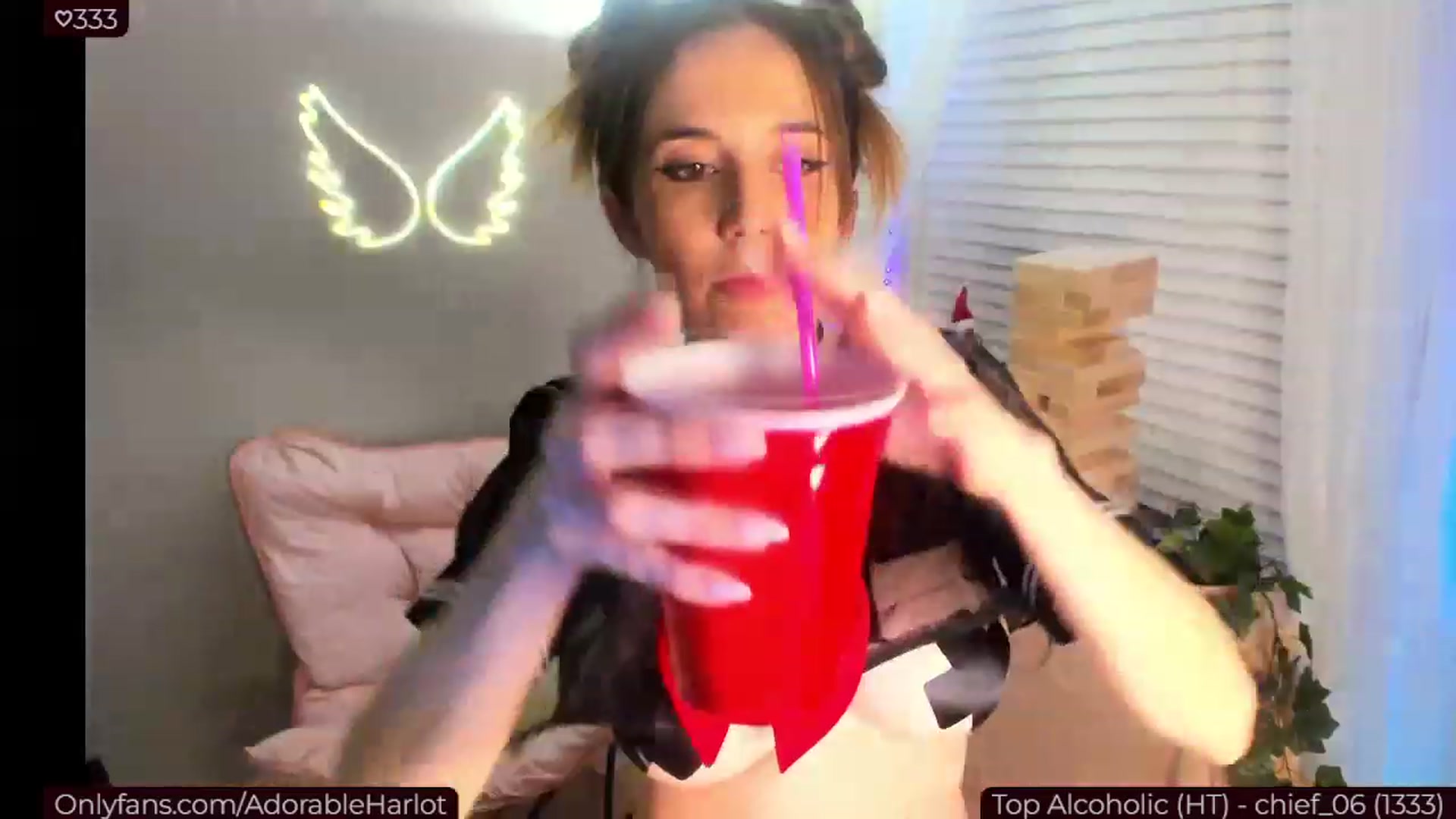 Gallery image thumbnail from Aprilxxo's myfreecams stream on, 01/21/2023, 07:34 image 6 of 20