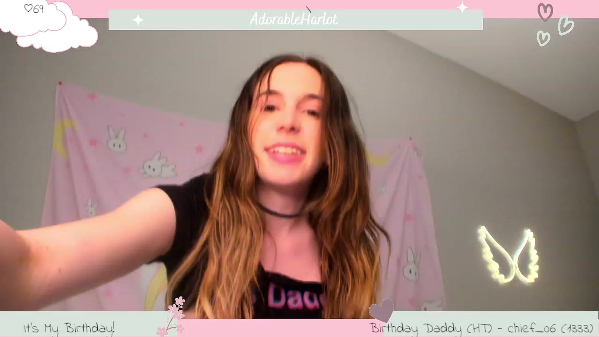 Gallery image thumbnail from Aprilxxo's myfreecams stream on, 04/27/2023, 05:35 image 3 of 20
