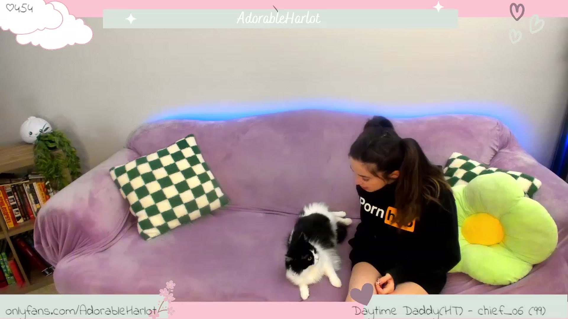 Gallery image thumbnail from Aprilxxo's myfreecams stream on, 07/22/2023, 06:27 image 1 of 20
