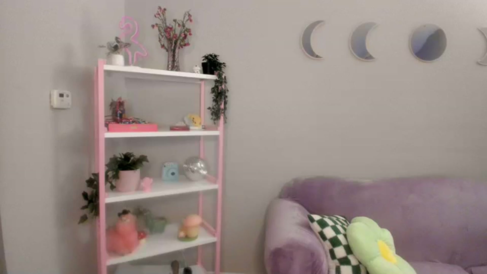 Gallery image thumbnail from Aprilxxo's myfreecams stream on, 02/10/2024, 02:07 image 5 of 20