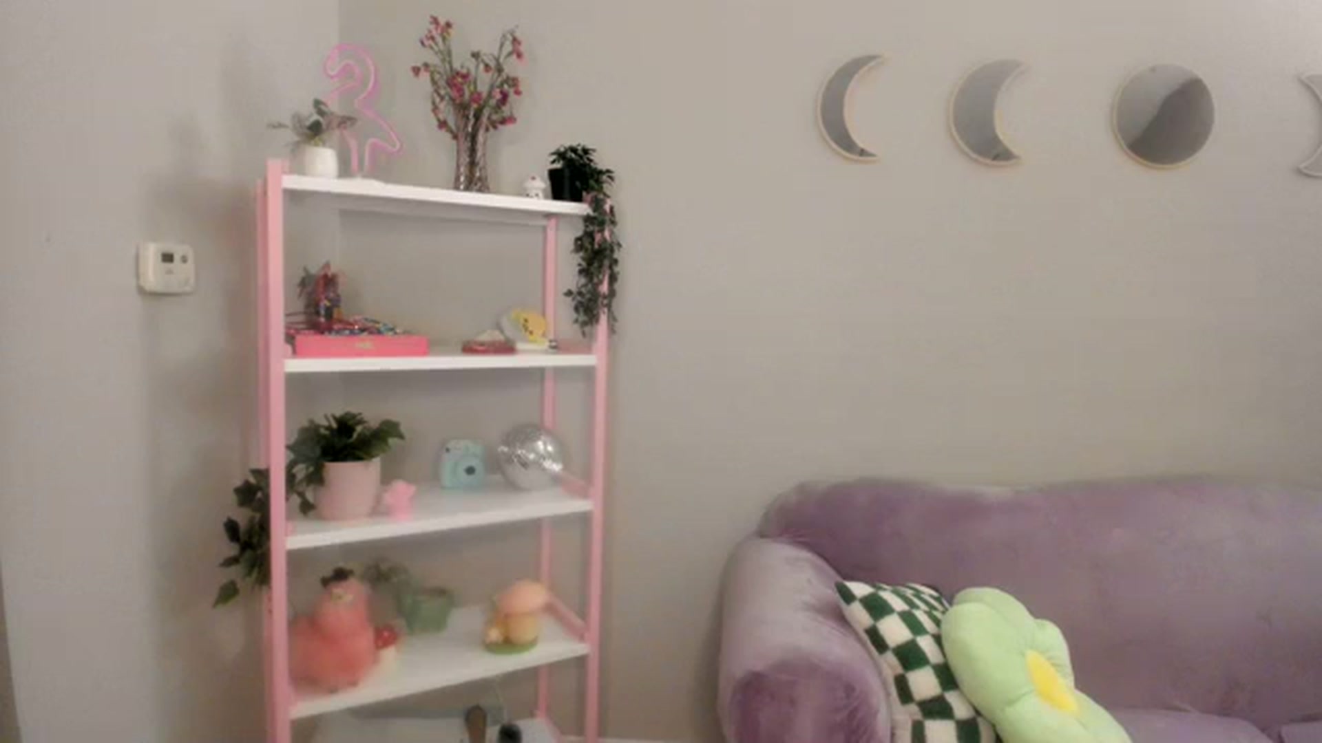 Gallery image thumbnail from Aprilxxo's myfreecams stream on, 02/10/2024, 02:07 image 9 of 20