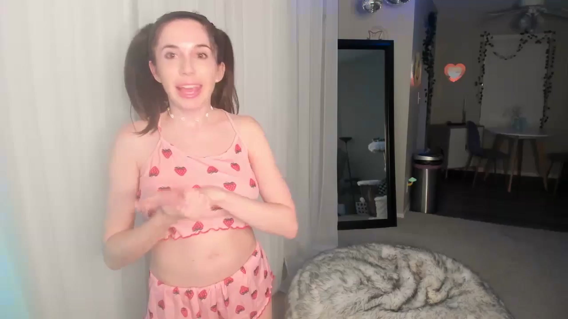 Gallery image thumbnail from Aprilxxo's myfreecams stream on, 08/30/2024, 05:12 image 4 of 20