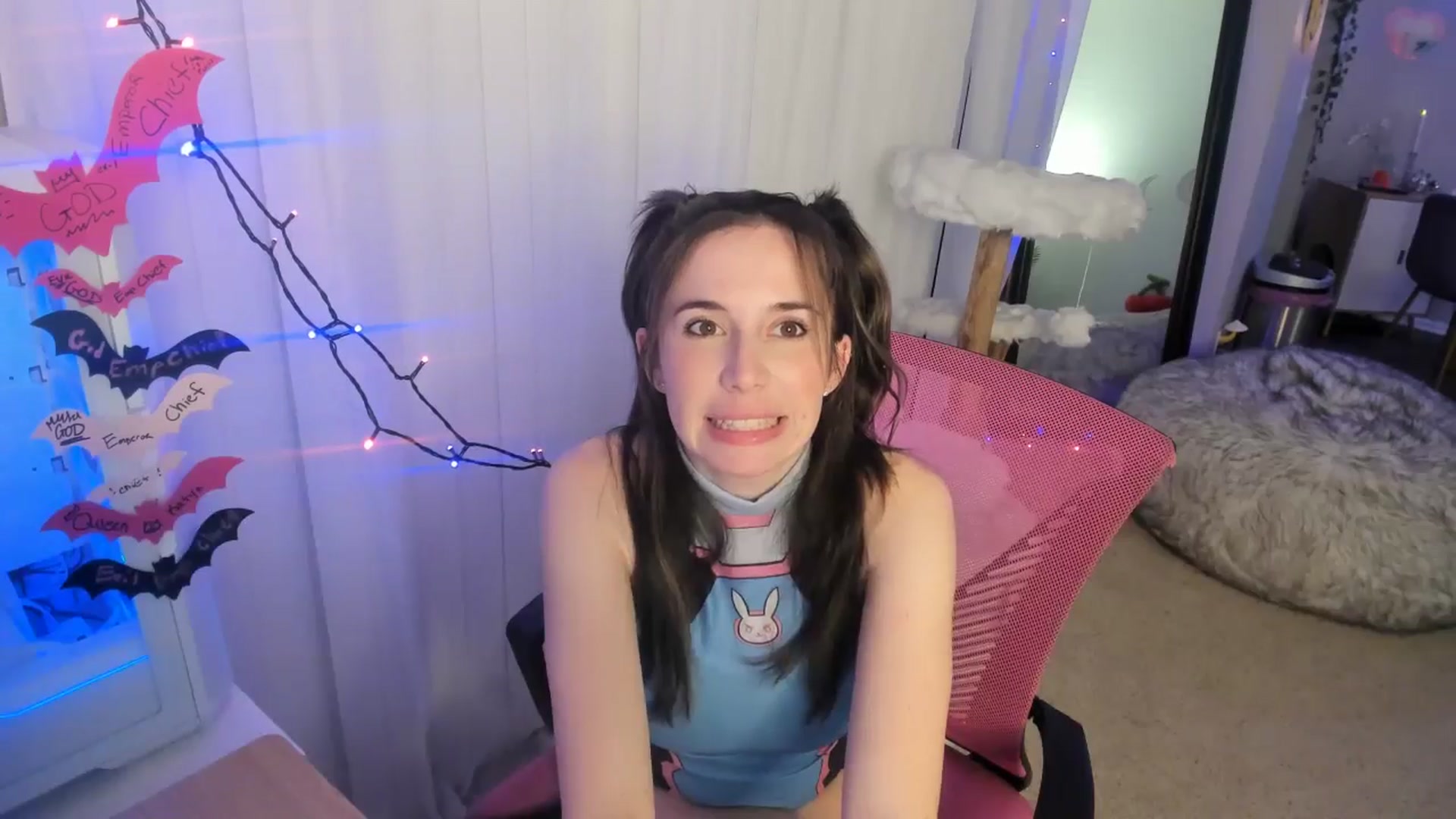 Gallery image thumbnail from Aprilxxo's myfreecams stream on, 10/16/2024, 05:53 image 16 of 20