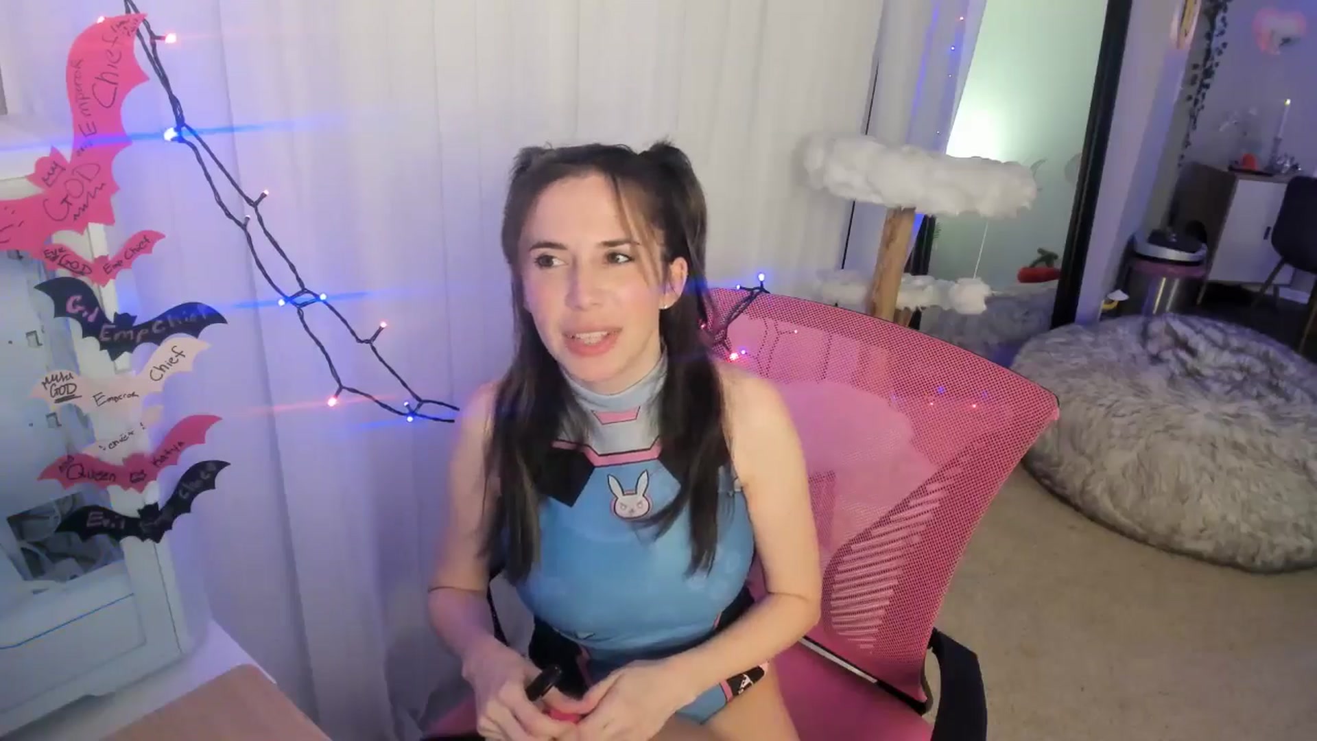 Gallery image thumbnail from Aprilxxo's myfreecams stream on, 10/16/2024, 05:53 image 19 of 20