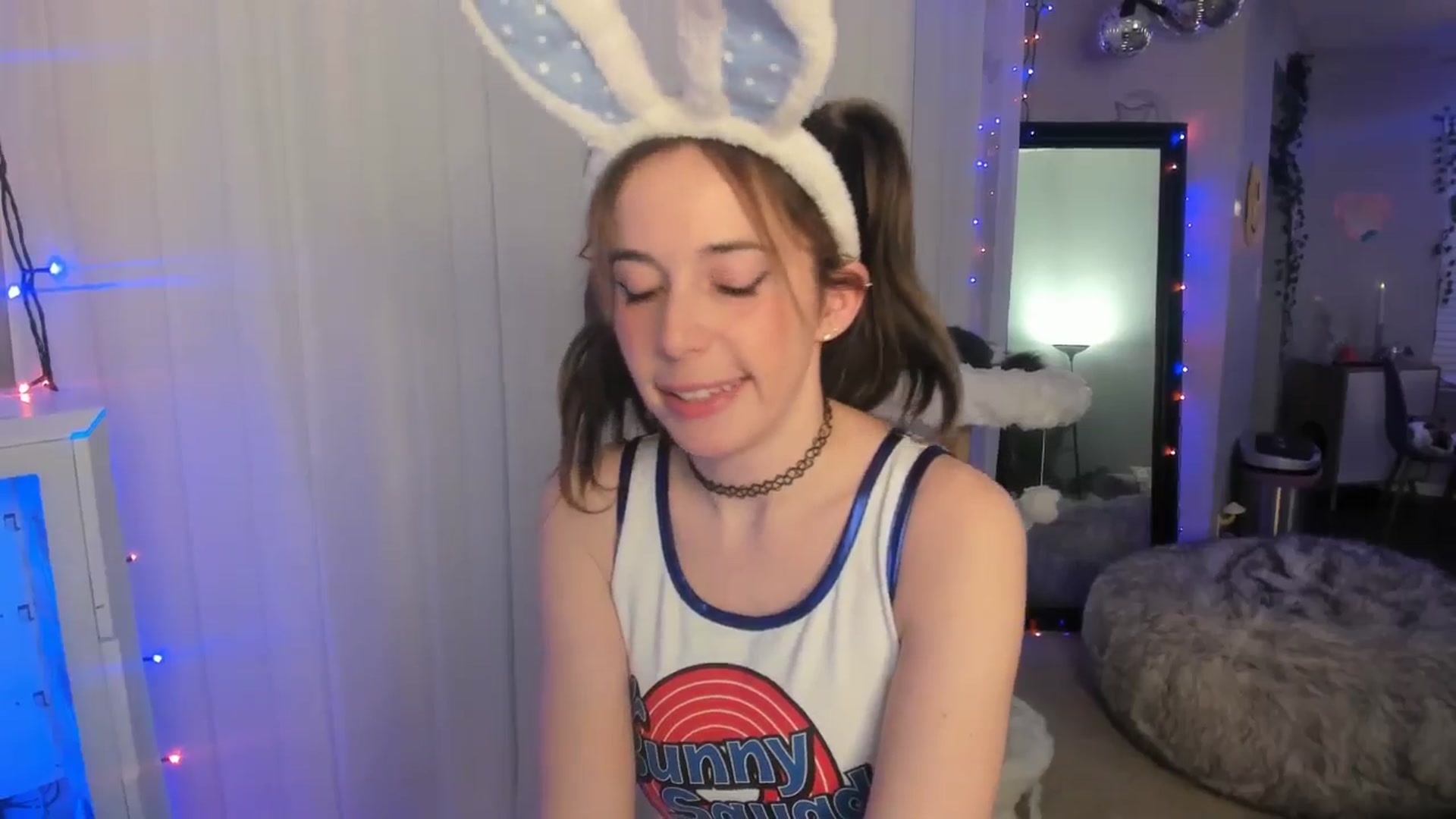Gallery image thumbnail from Aprilxxo's myfreecams stream on, 10/23/2024, 06:22 image 2 of 20