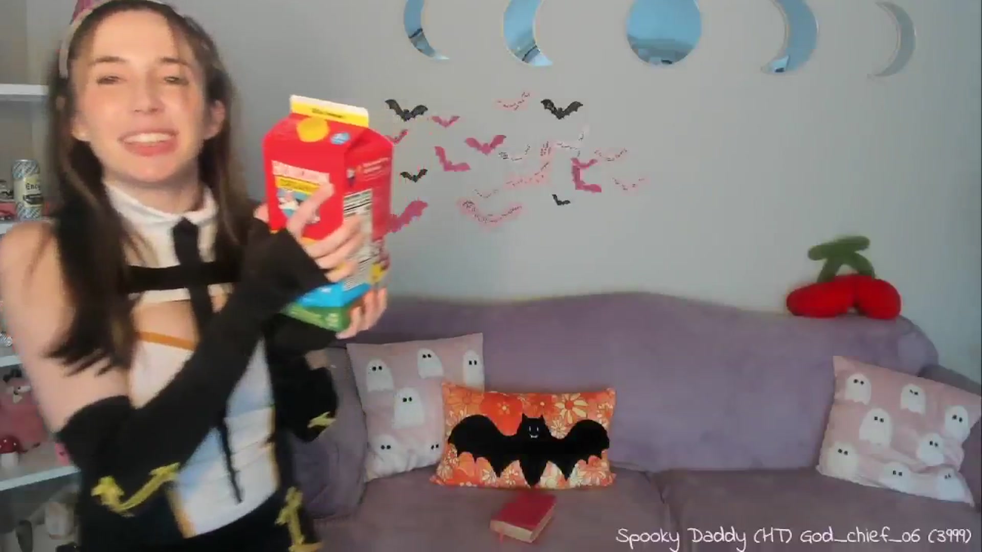 Gallery image thumbnail from Aprilxxo's myfreecams stream on, 11/01/2024, 24:07 image 19 of 20