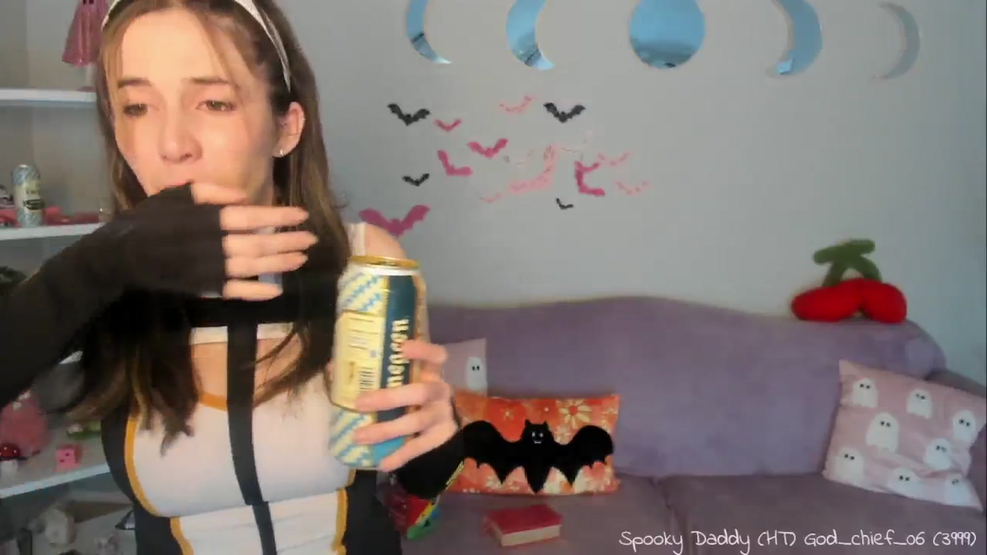 Gallery image thumbnail from Aprilxxo's myfreecams stream on, 11/01/2024, 24:07 image 16 of 20