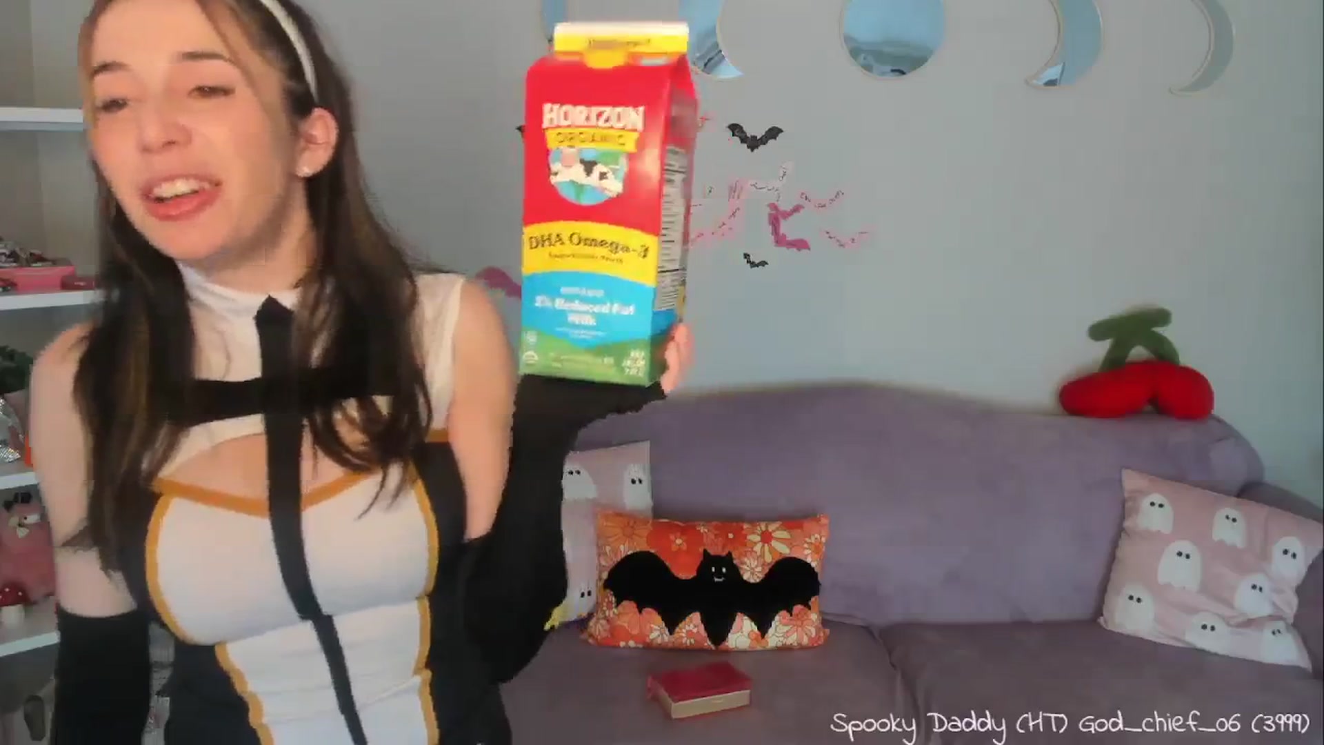 Gallery image thumbnail from Aprilxxo's myfreecams stream on, 11/01/2024, 24:07 image 11 of 20