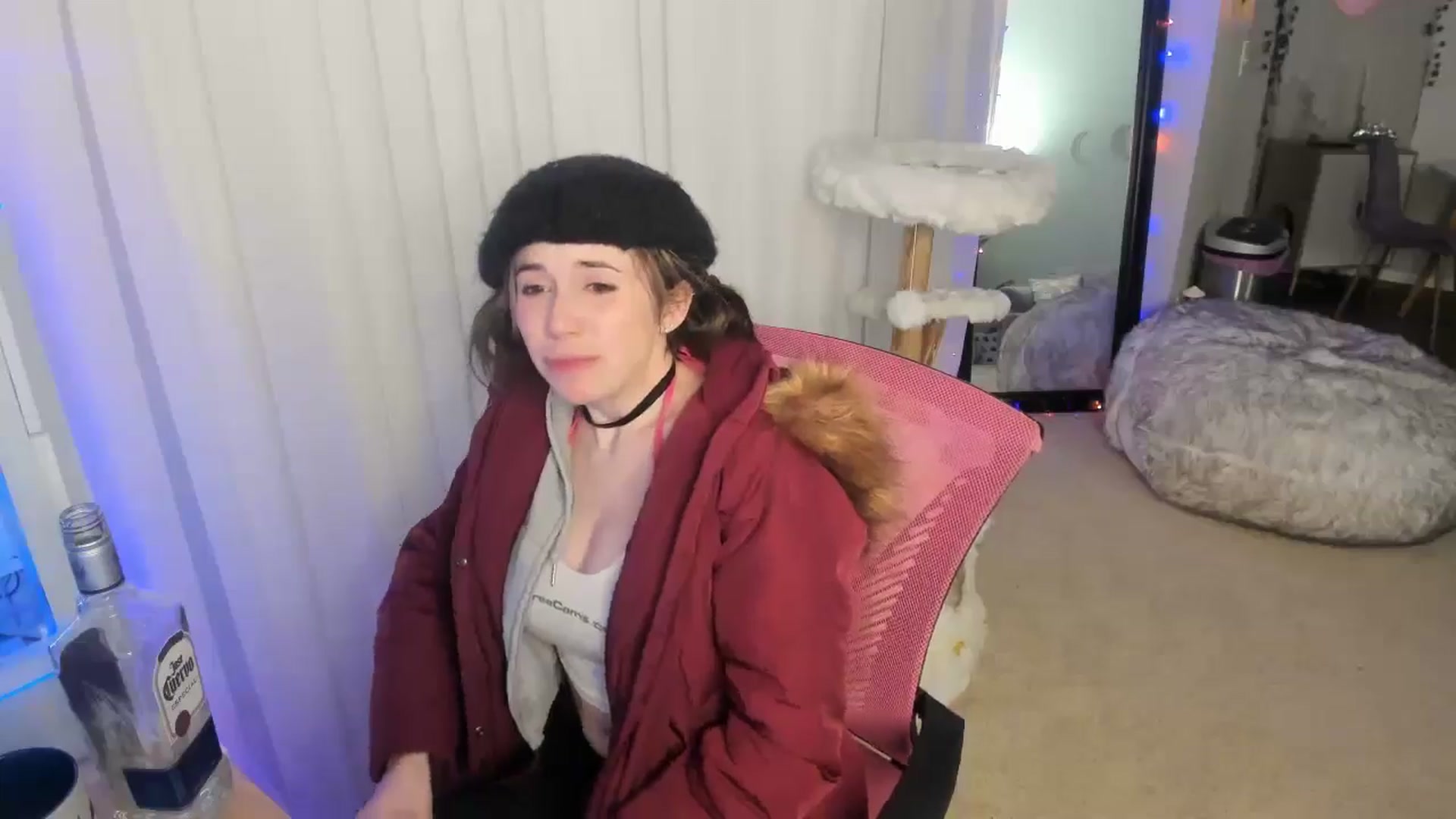 Gallery image thumbnail from Aprilxxo's myfreecams stream on, 11/16/2024, 06:49 image 20 of 20