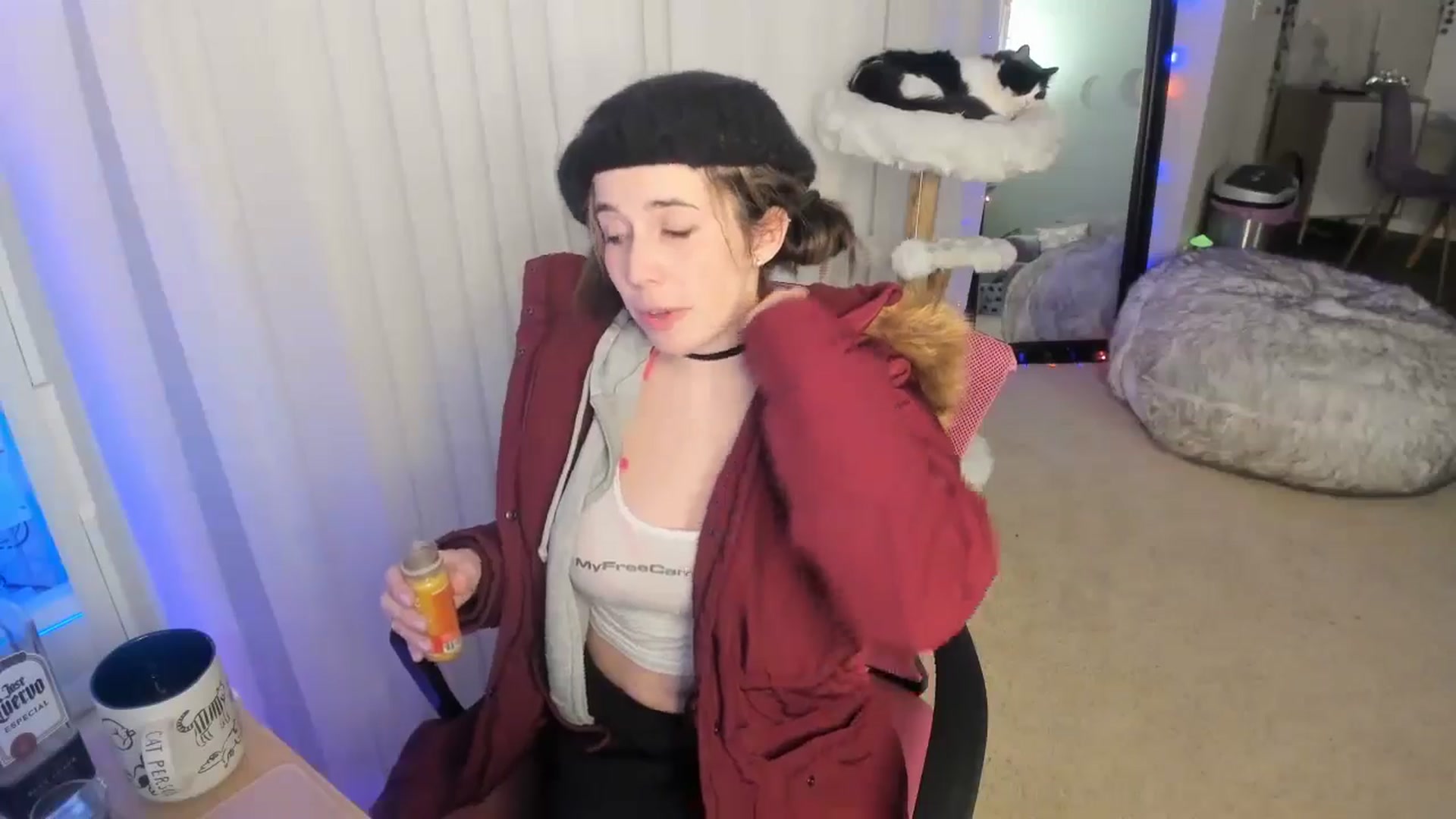 Gallery image thumbnail from Aprilxxo's myfreecams stream on, 11/16/2024, 06:49 image 14 of 20