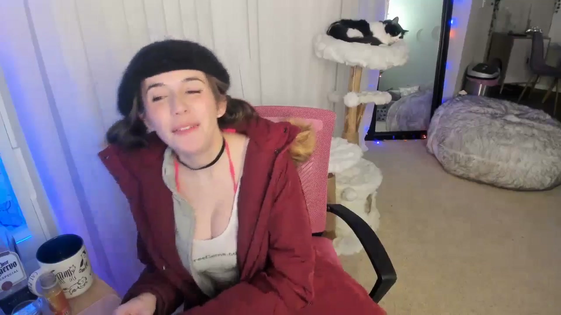 Gallery image thumbnail from Aprilxxo's myfreecams stream on, 11/16/2024, 06:49 image 18 of 20