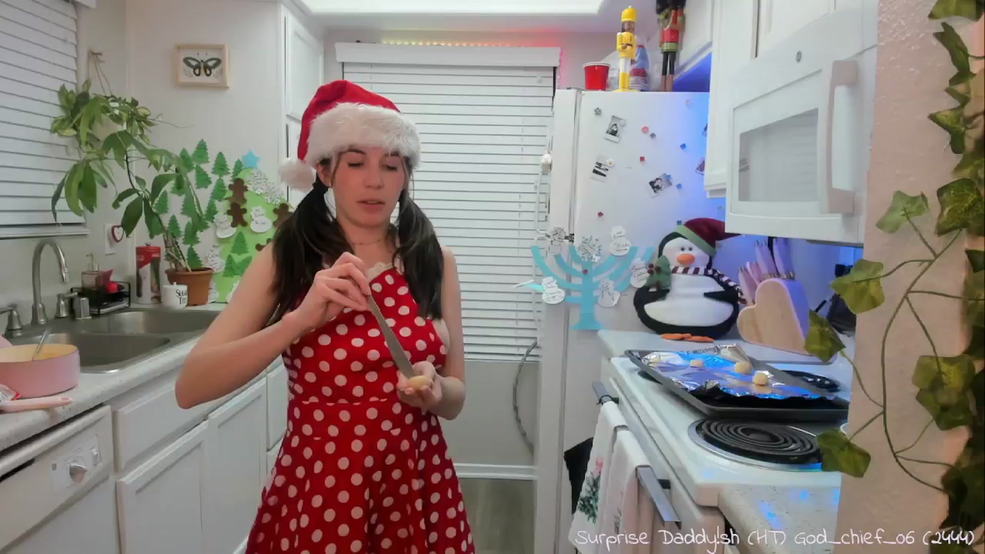 Gallery image thumbnail from Aprilxxo's myfreecams stream on, 12/27/2024, 06:16 image 19 of 20