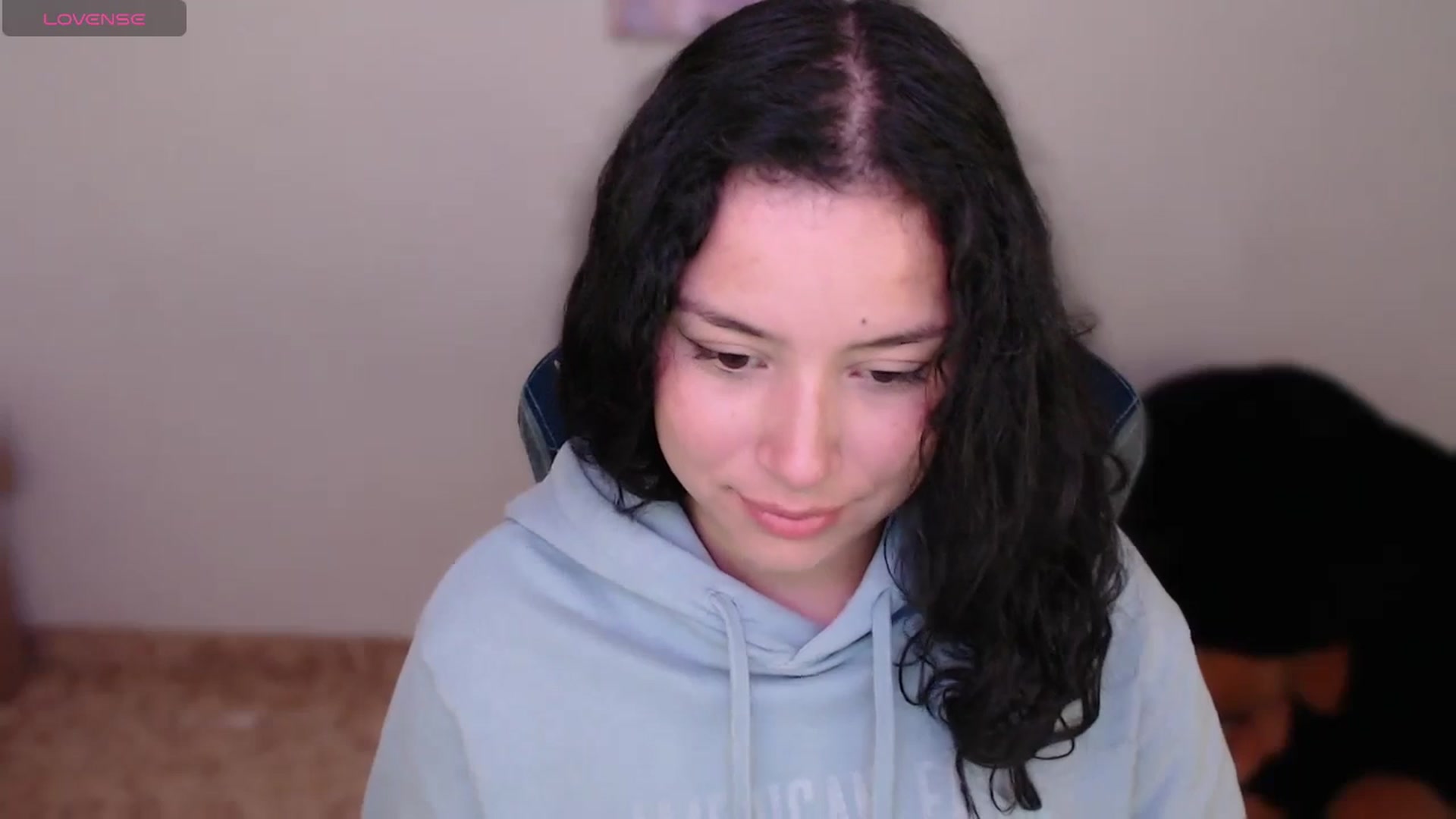 Gallery image thumbnail from Aqua_emilly's myfreecams stream on, 07/29/2024, 01:26 image 5 of 20