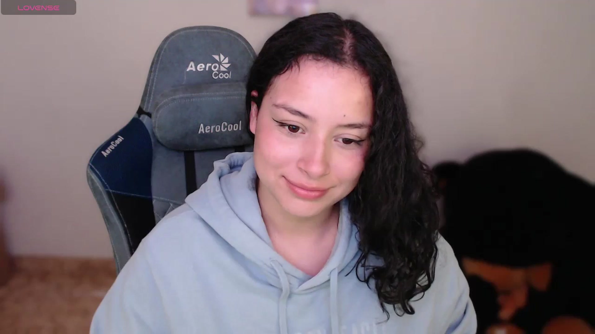 Gallery image thumbnail from Aqua_emilly's myfreecams stream on, 07/29/2024, 01:26 image 12 of 20