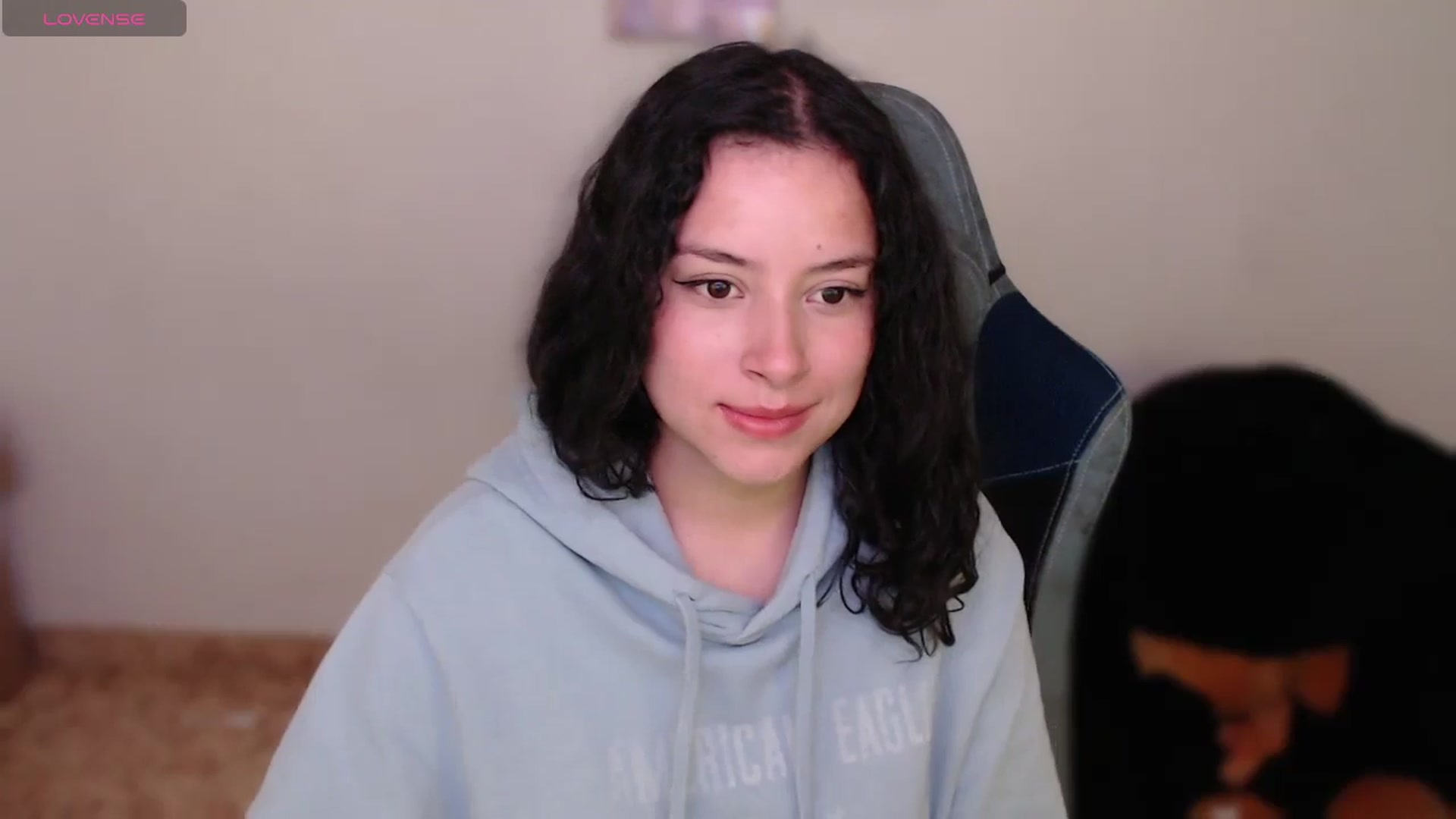 Gallery image thumbnail from Aqua_emilly's myfreecams stream on, 07/29/2024, 01:26 image 9 of 20