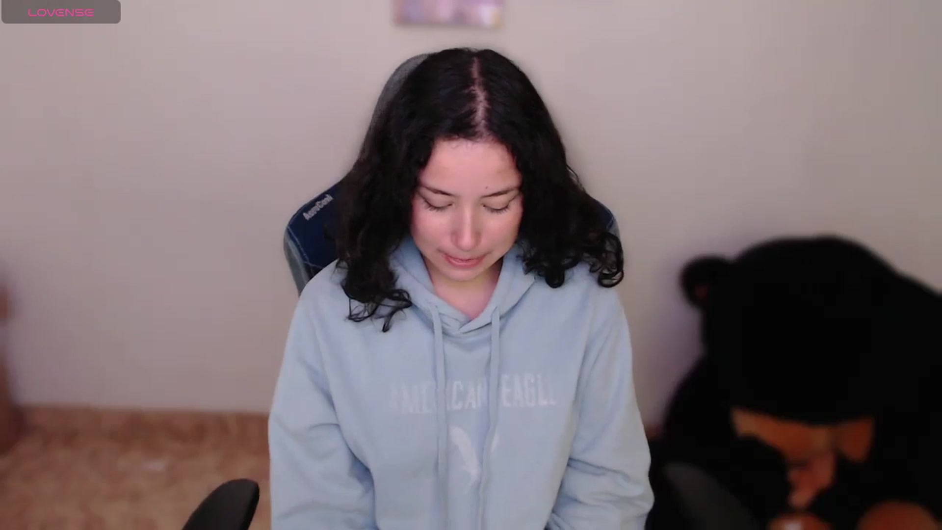 Gallery image thumbnail from Aqua_emilly's myfreecams stream on, 07/29/2024, 01:26 image 14 of 20